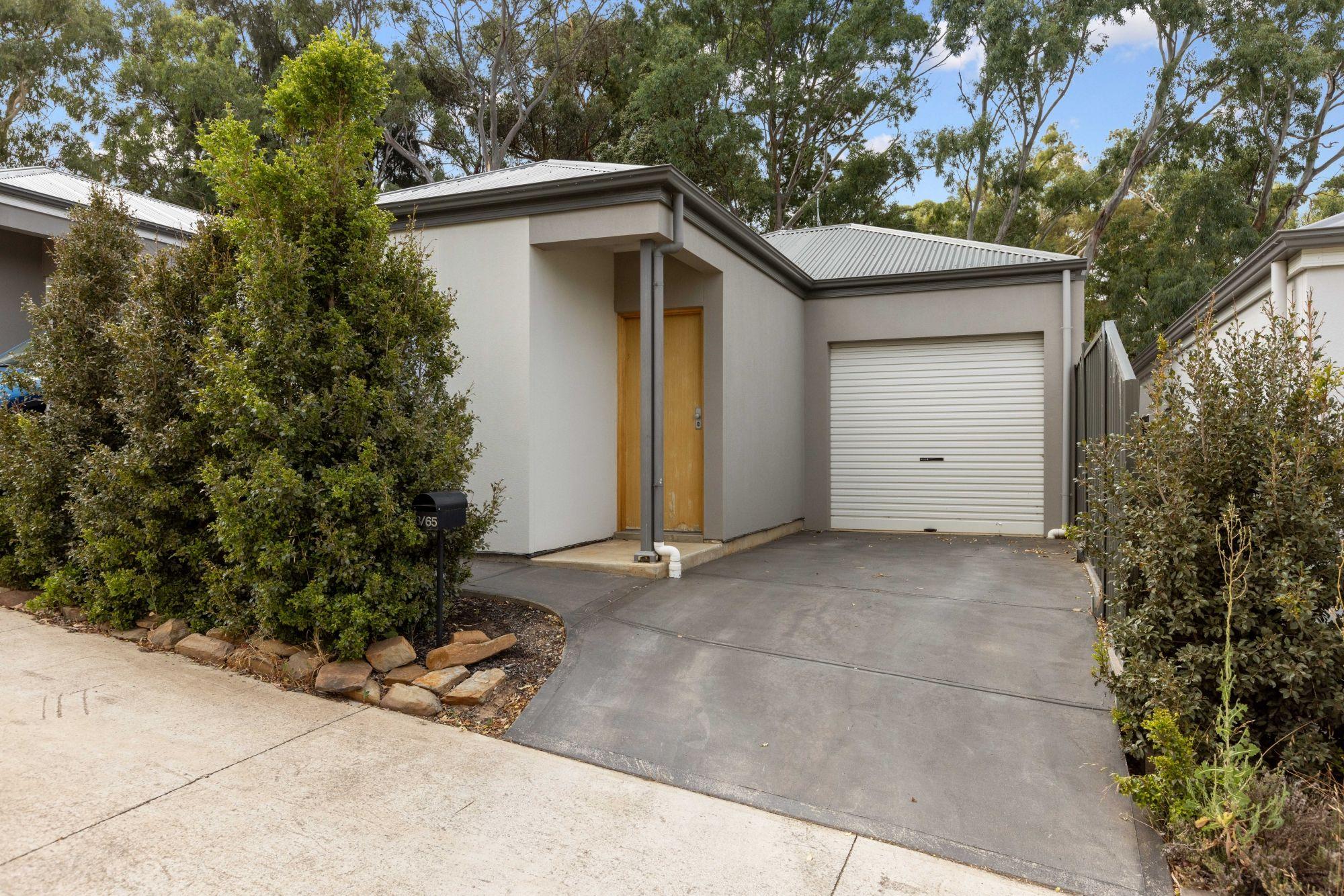 Prop-GPT: House: SA Aberfoyle Park, SA 5159 Home For Rent