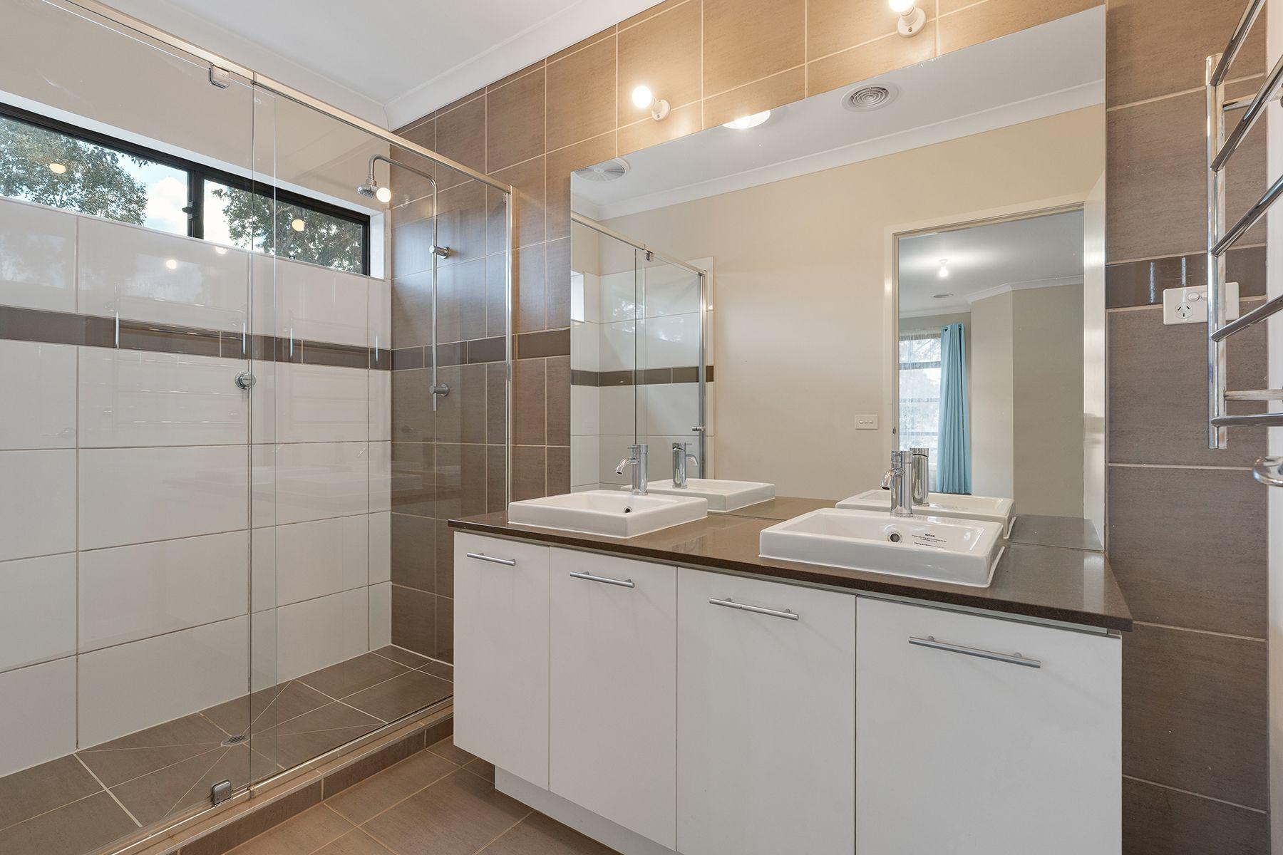 House for Rent: Craigieburn, VIC 3064, VIC, 3064