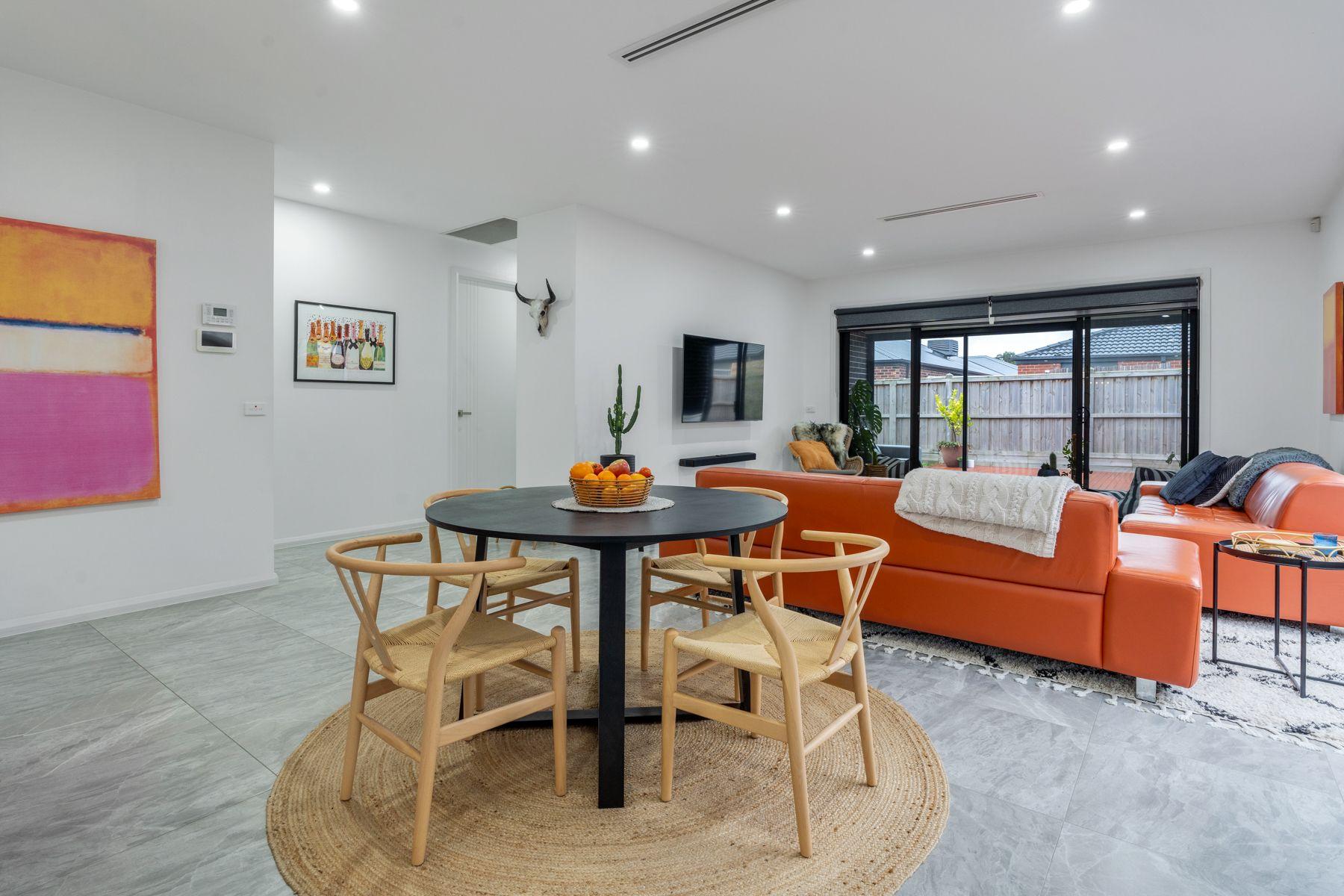 Modern Family Home, Two Master Bedrooms