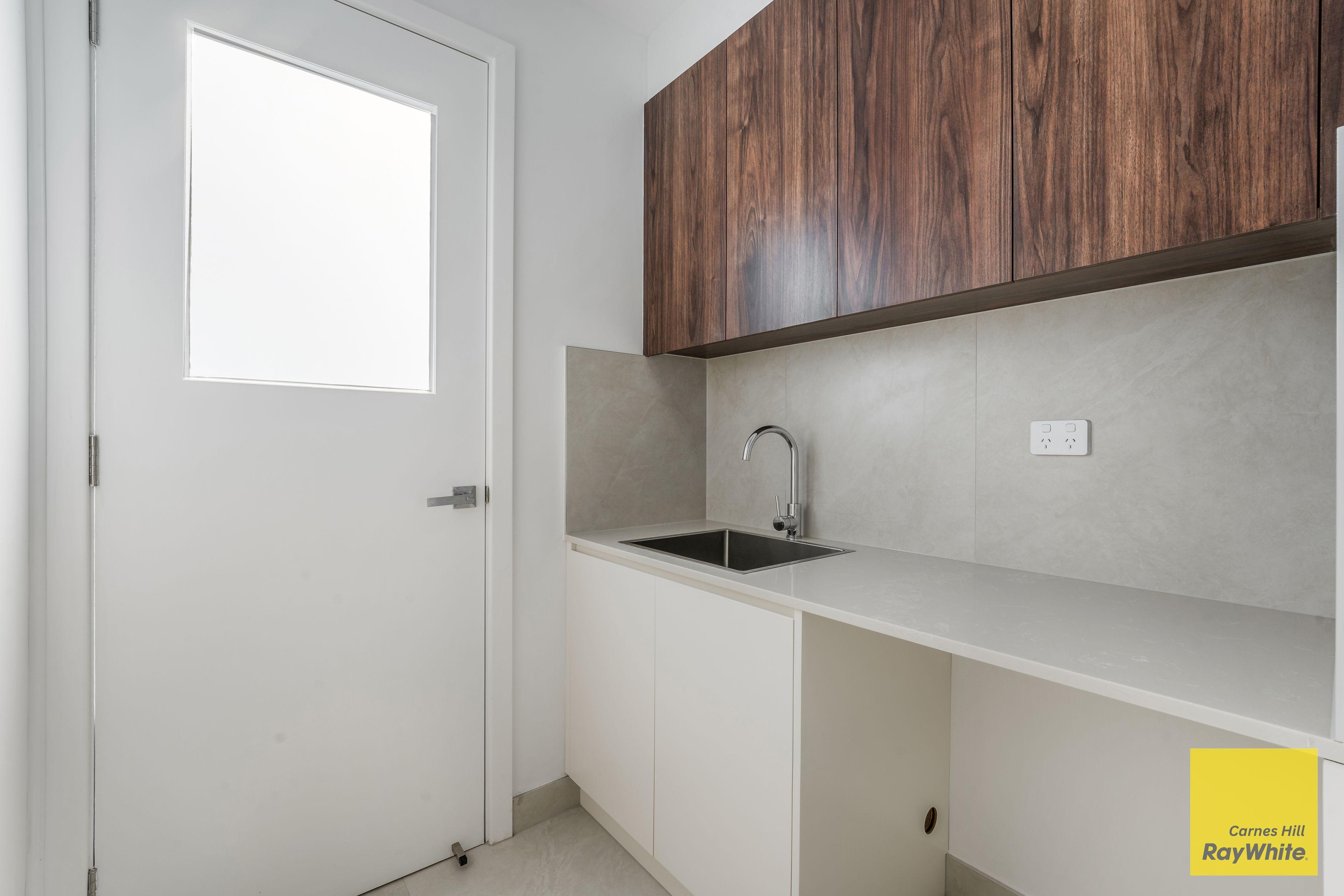 House for Rent: Austral, NSW 2179, NSW, 2179