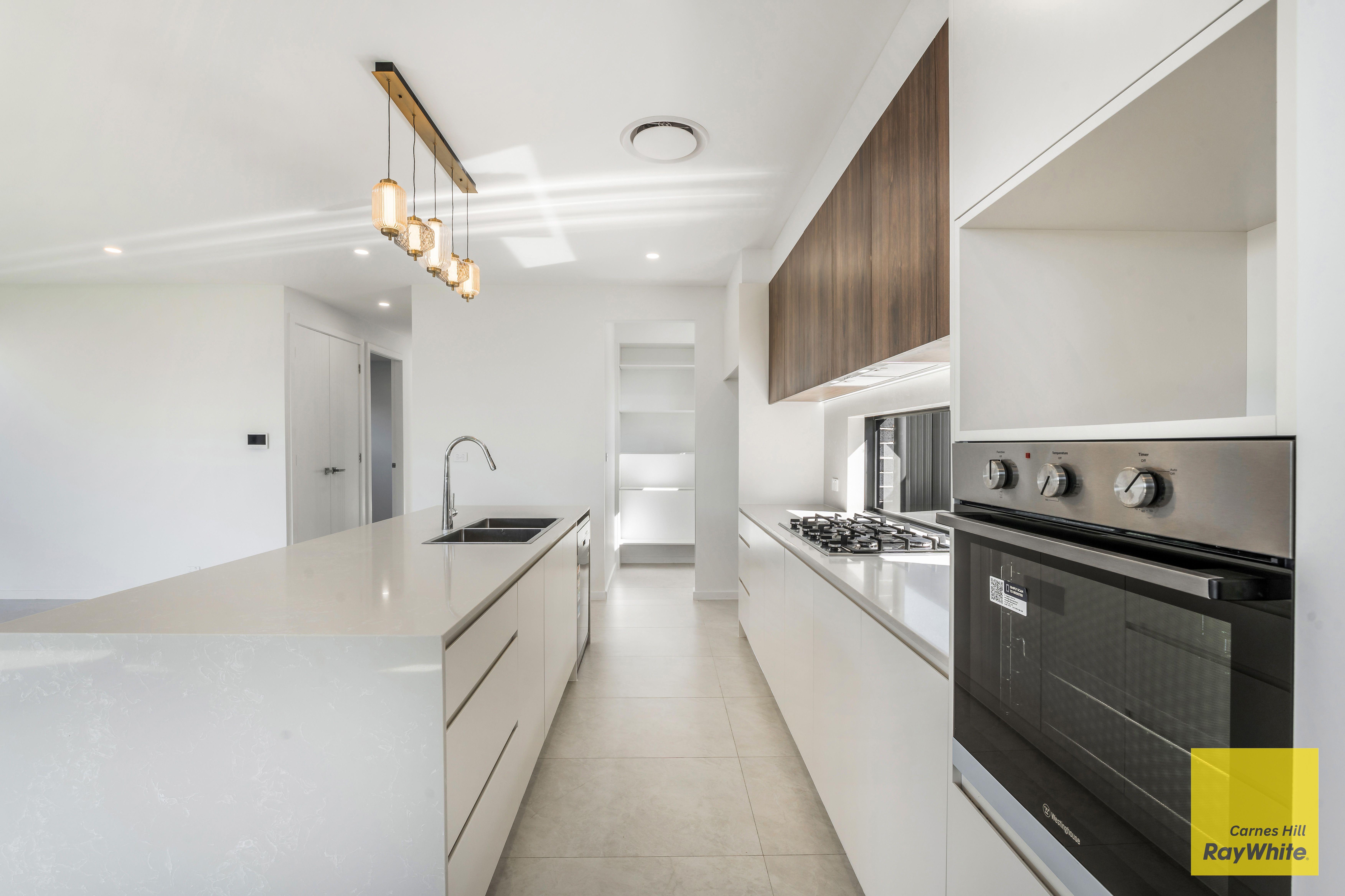 House for Rent: Austral, NSW 2179, NSW, 2179