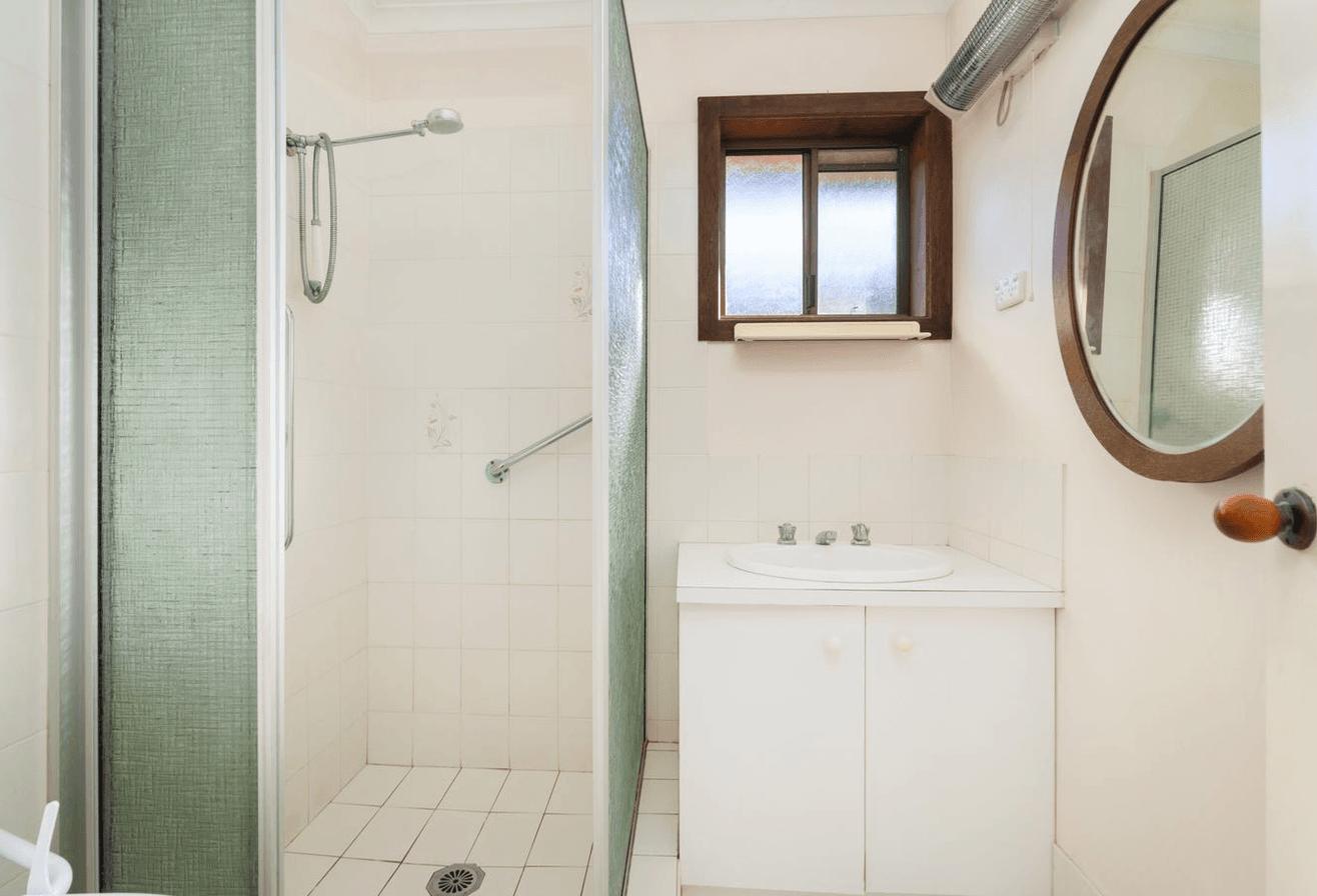 House for Rent: Lavington, NSW 2641, NSW, 2641