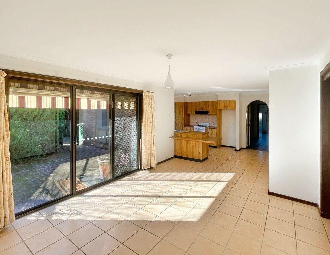 House for Rent: Lavington, NSW 2641, NSW, 2641