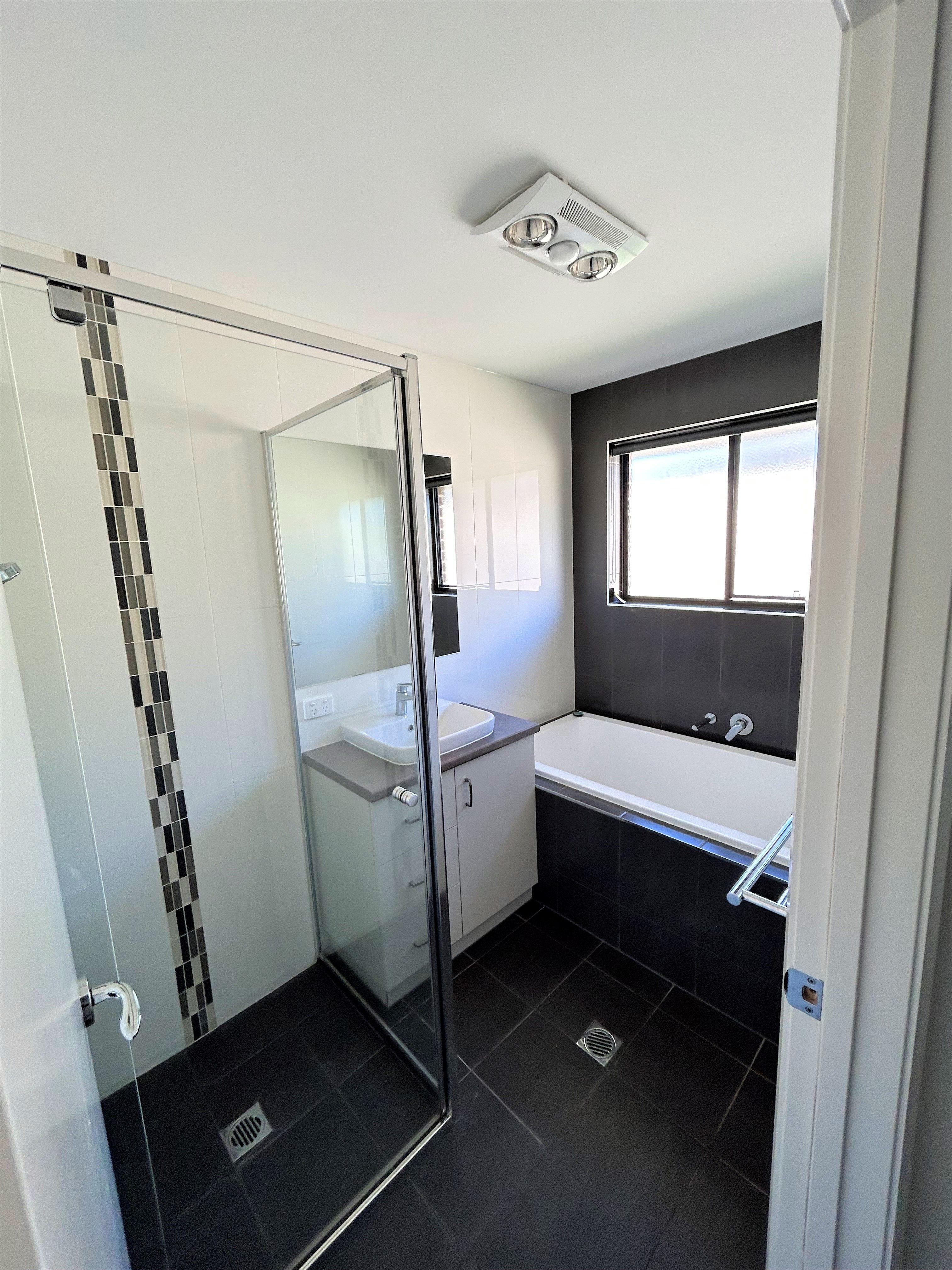 House for Rent: Tumut, NSW 2720, NSW, 2720