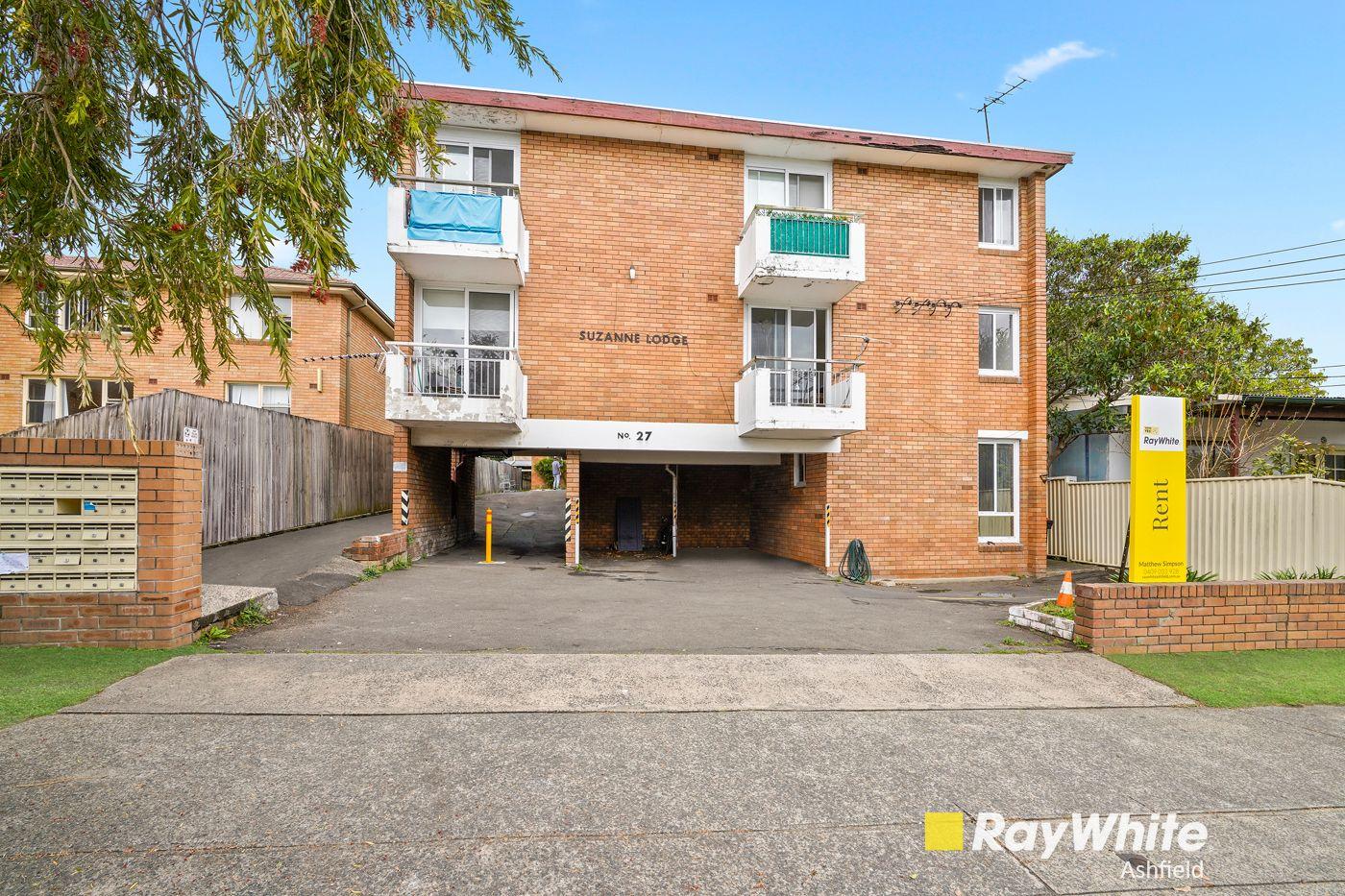 Prop-GPT: Studio: NSW Canterbury, NSW 2193 Home For Rent