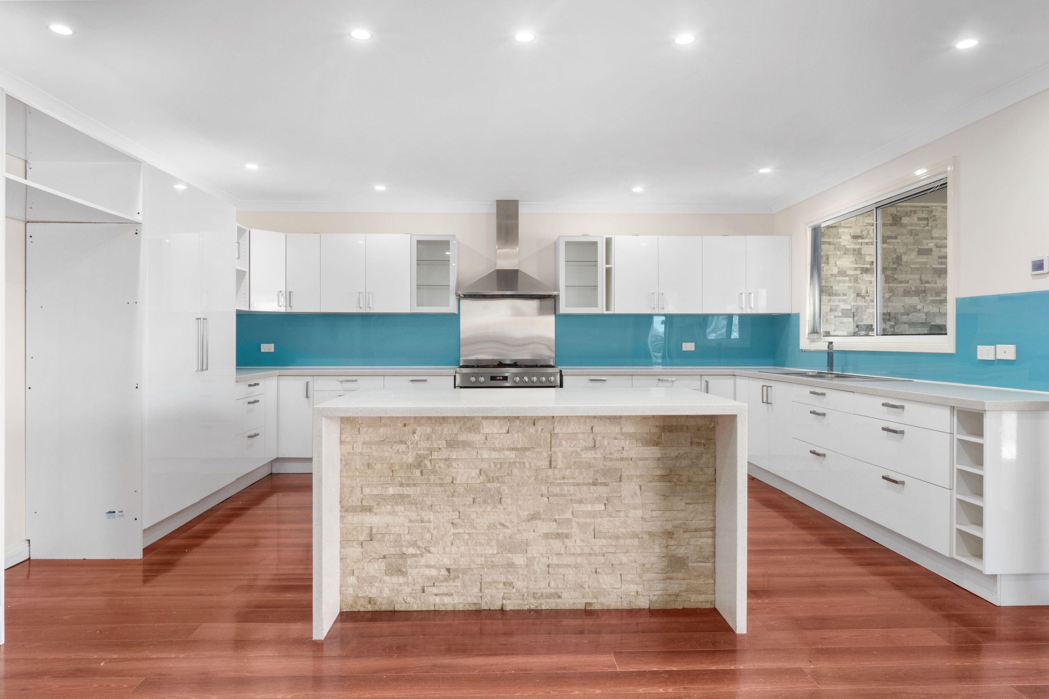 House for Rent: Glossodia, NSW 2756, NSW, 2756