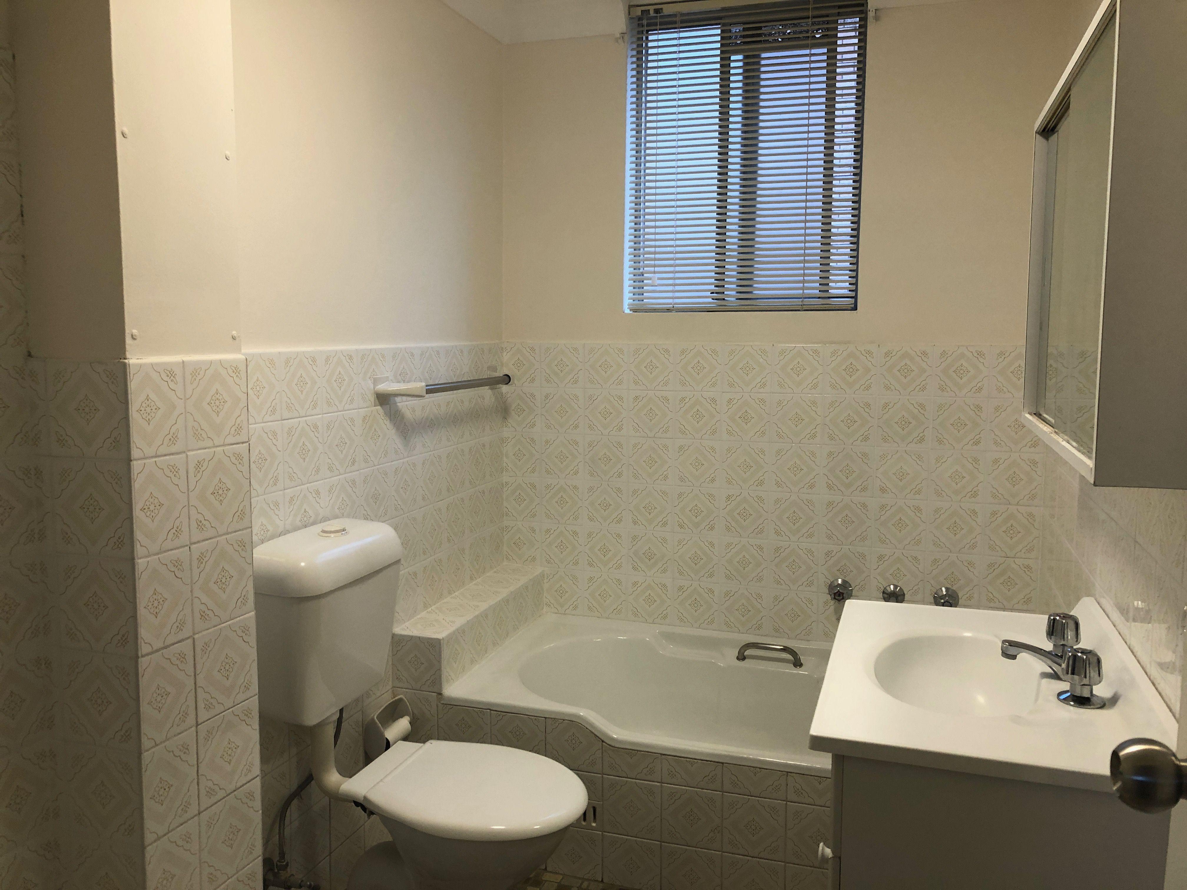 Super Spacious 1 Bedroom Unit!