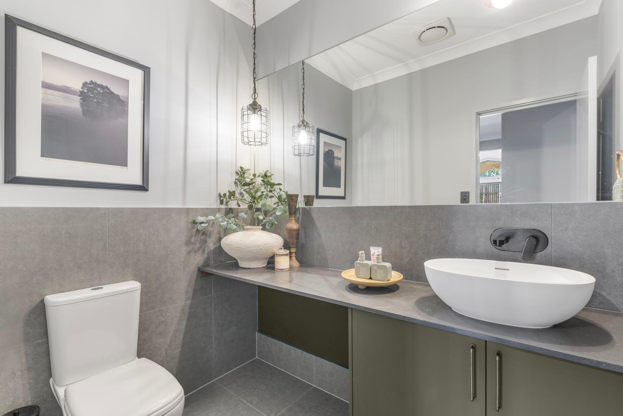 Bespoke Executive Living with Solar, Side Gates & Upgrades Throughout