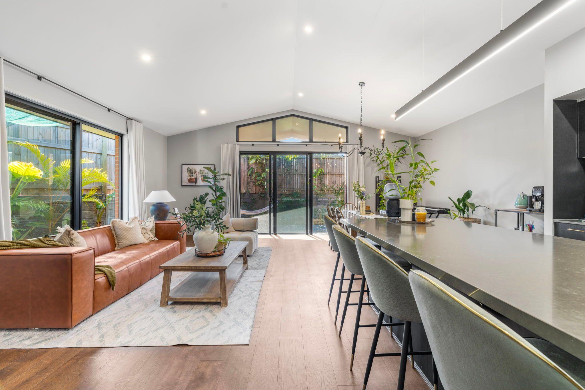 Bespoke Executive Living with Solar, Side Gates & Upgrades Throughout