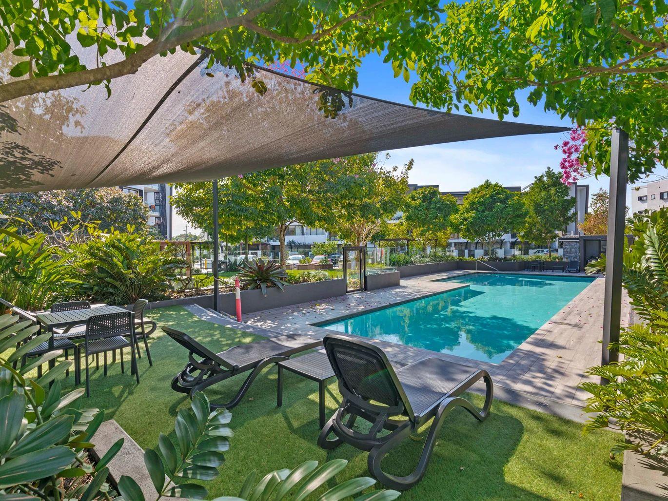 LUXURIOUS 2 BEDROOM APARTMENT IN CONVENIENT LOCATION