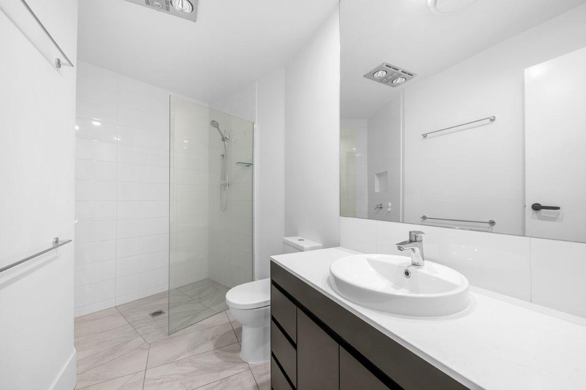 LUXURIOUS 2 BEDROOM APARTMENT IN CONVENIENT LOCATION