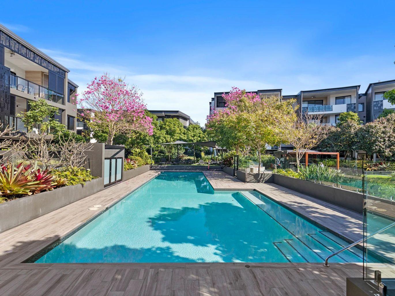 LUXURIOUS 2 BEDROOM APARTMENT IN CONVENIENT LOCATION