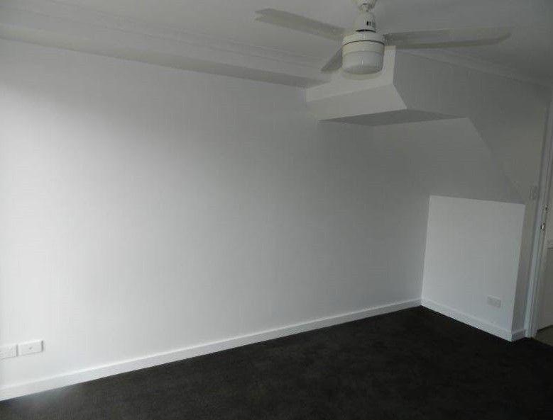 TIDY TOWNHOUSE CLOSE TO CBD