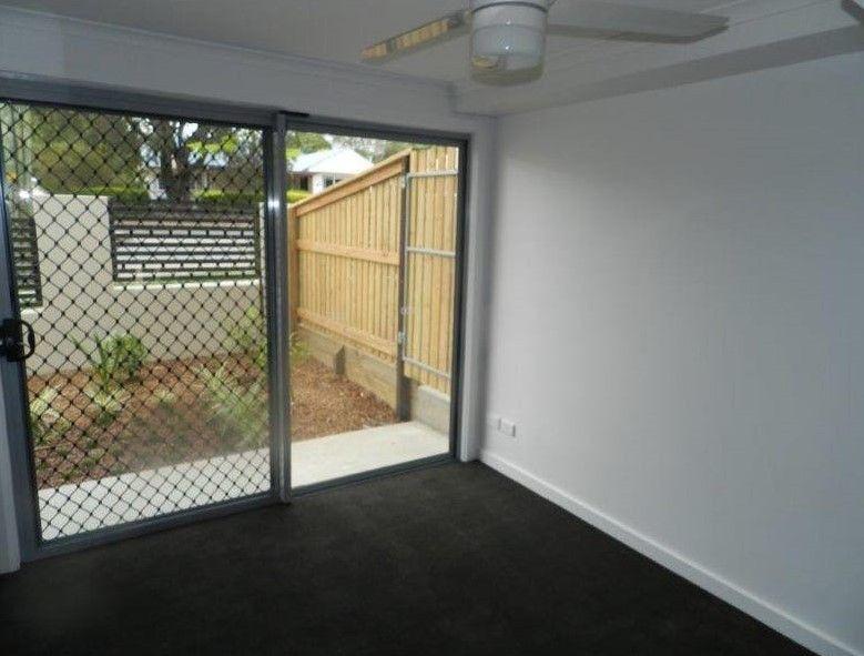 TIDY TOWNHOUSE CLOSE TO CBD