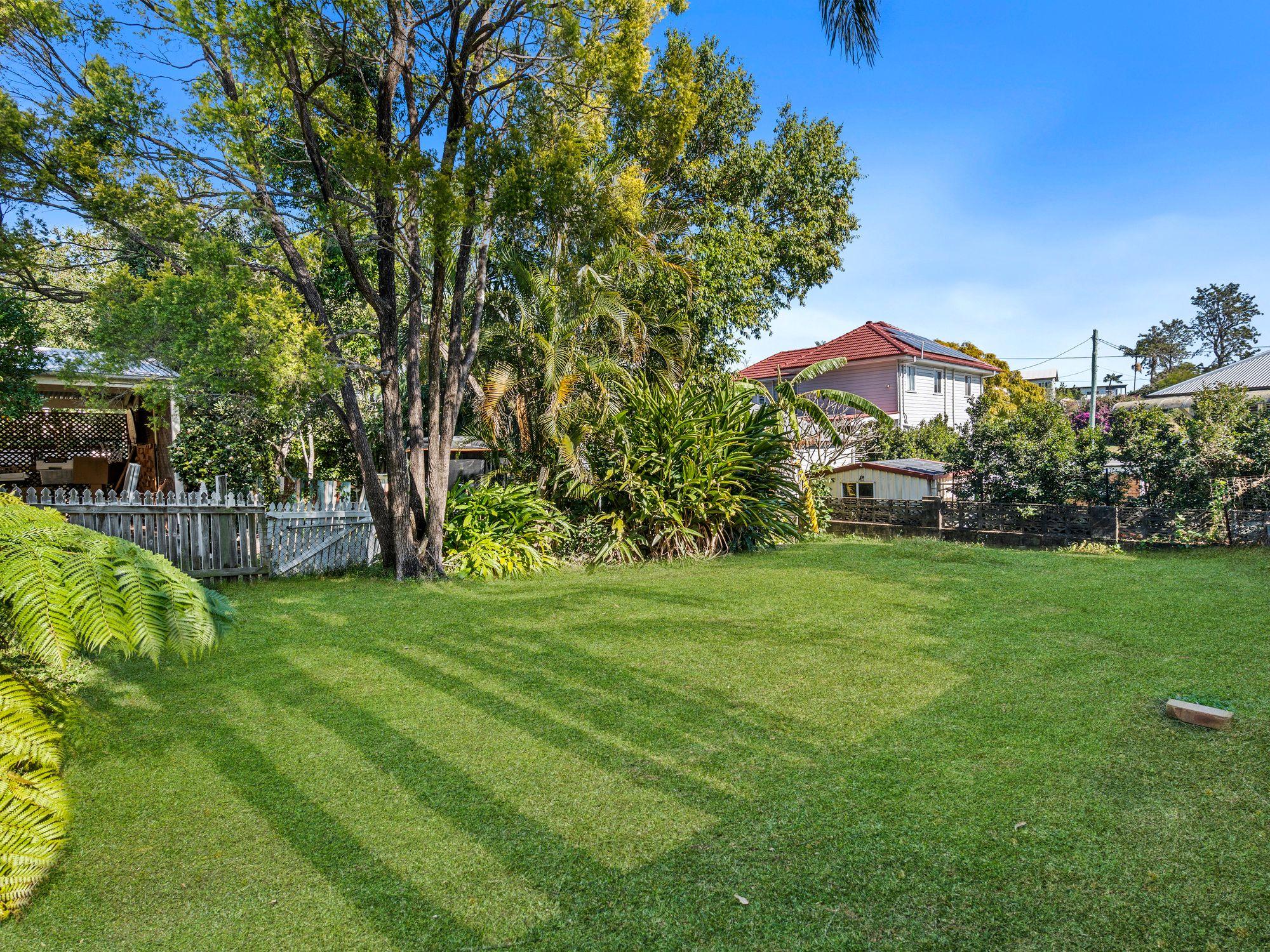 Live in one of the best areas of Camp Hill!