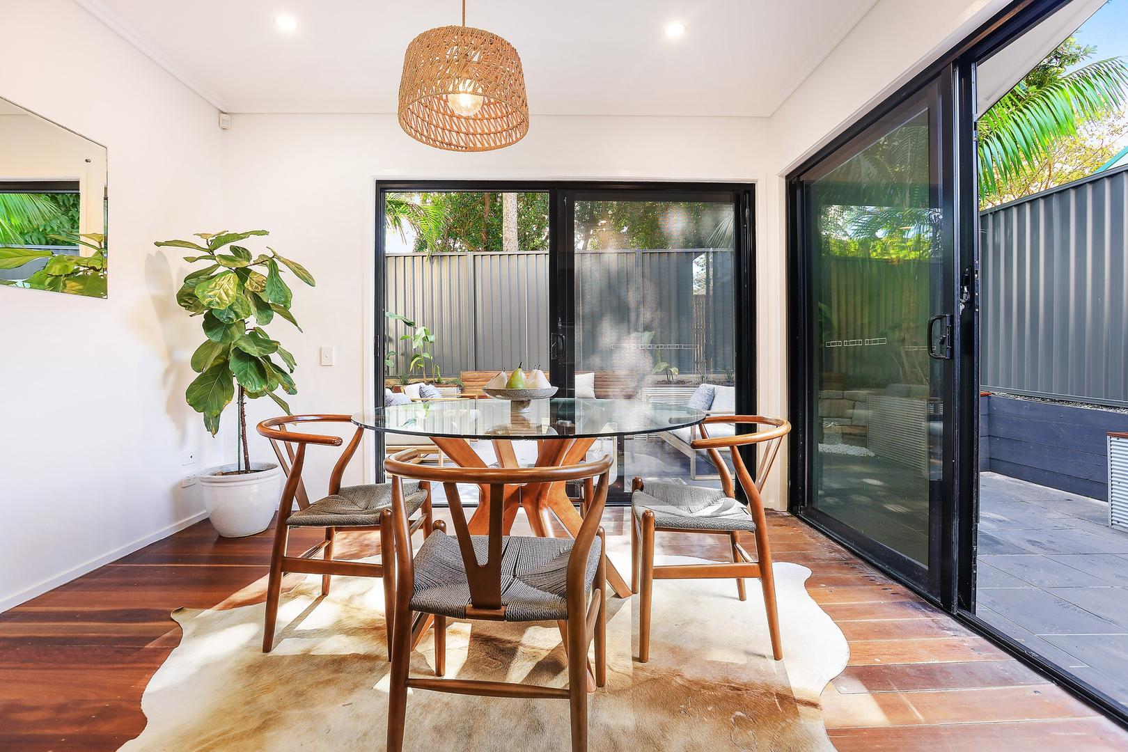 Townhouse for Rent: Palm Beach, QLD 4221, QLD, 4221