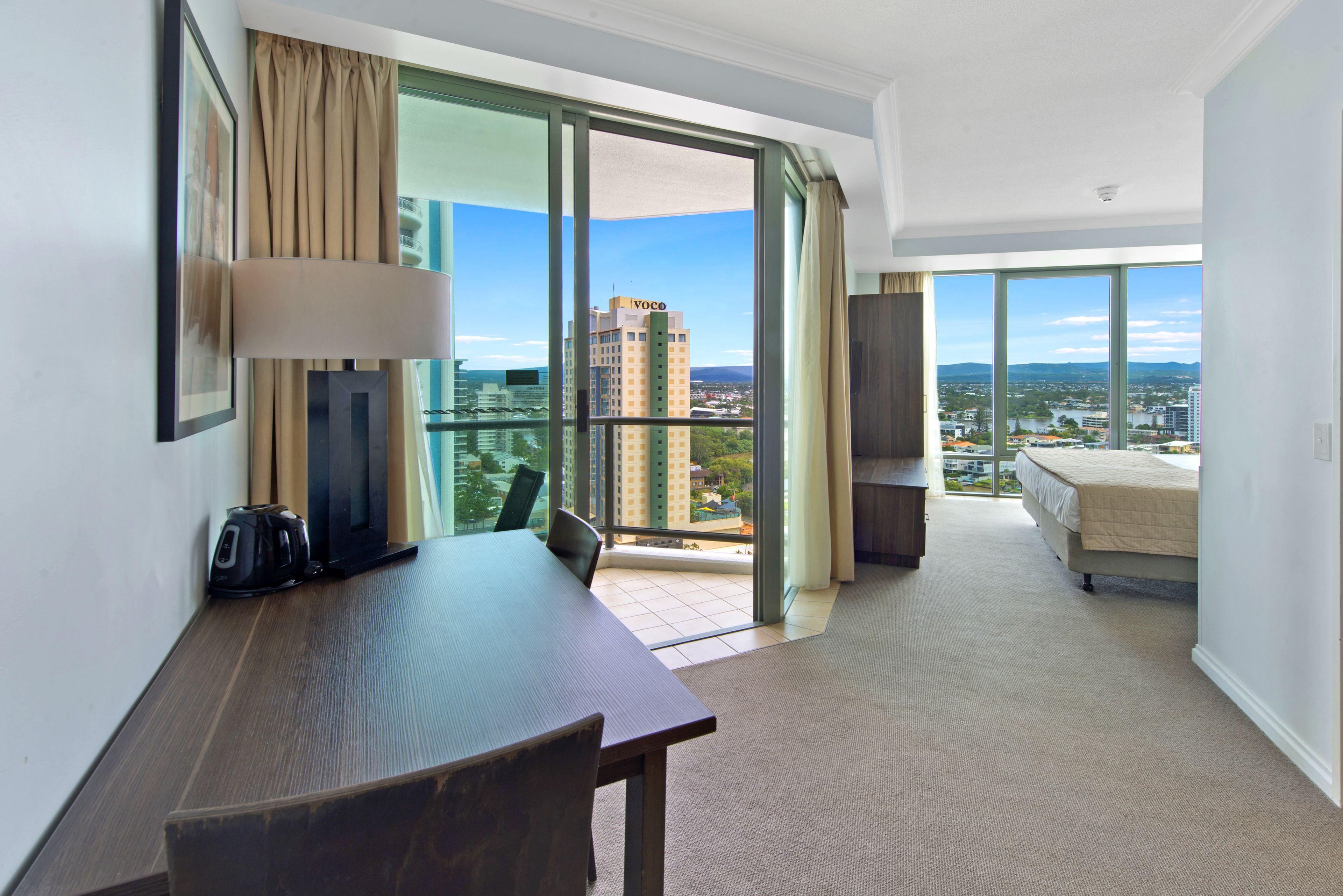 Prop-GPT: Studio: QLD Surfers Paradise, QLD 4217 Home For Rent