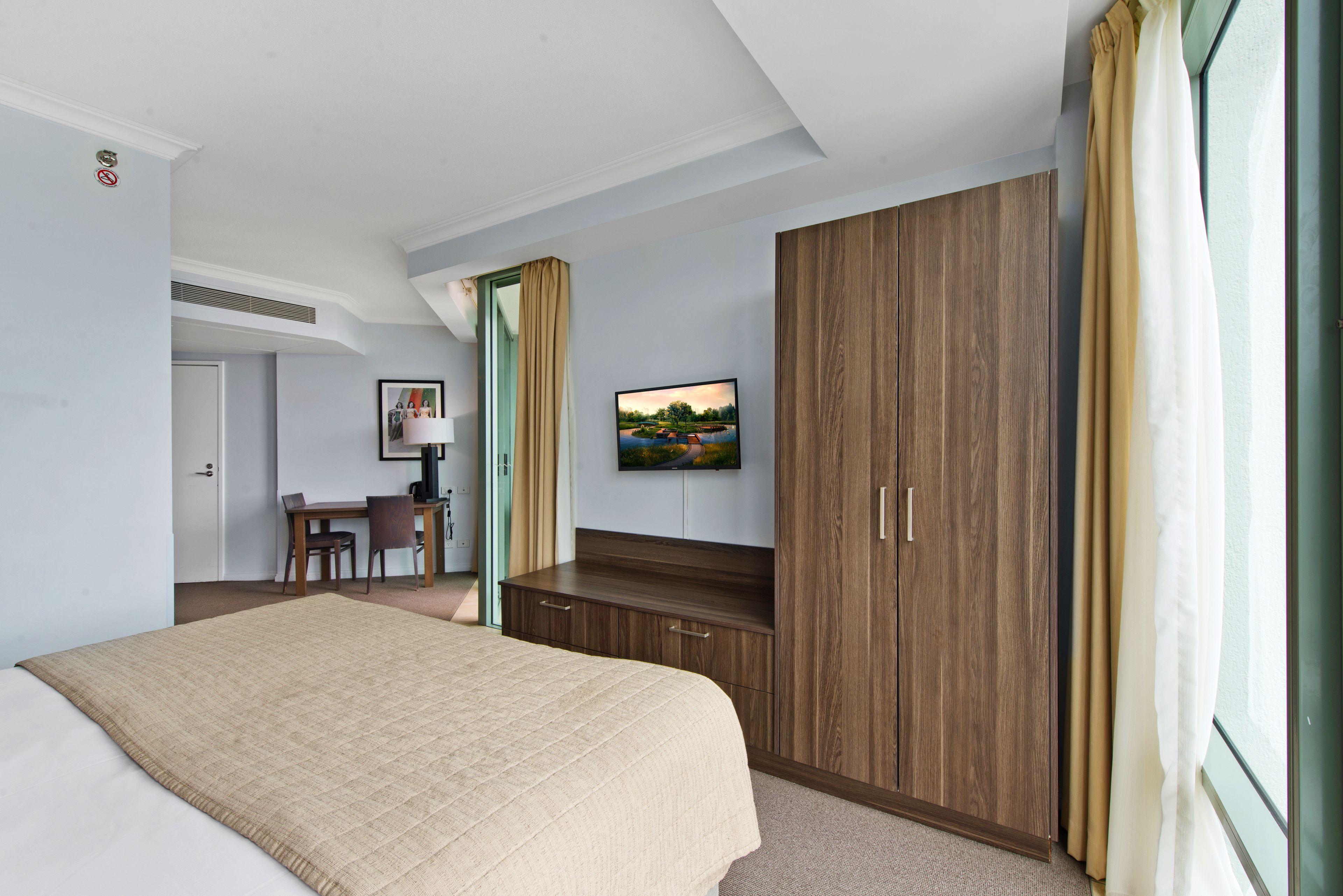 Studio for Rent: Surfers Paradise, QLD 4217, QLD, 4217