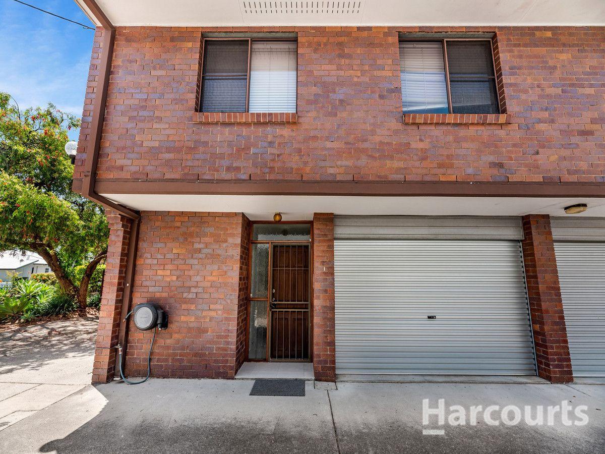 1/33 Kinmond Avenue, Wavell Heights, QLD 4012 - Townhouse for Rent - harcourts.net
