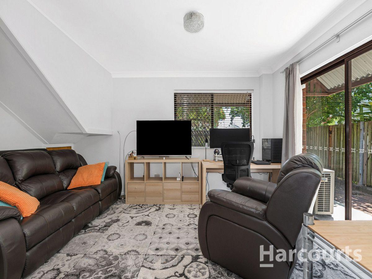 1/33 Kinmond Avenue, Wavell Heights, QLD 4012 - Townhouse for Rent - harcourts.net