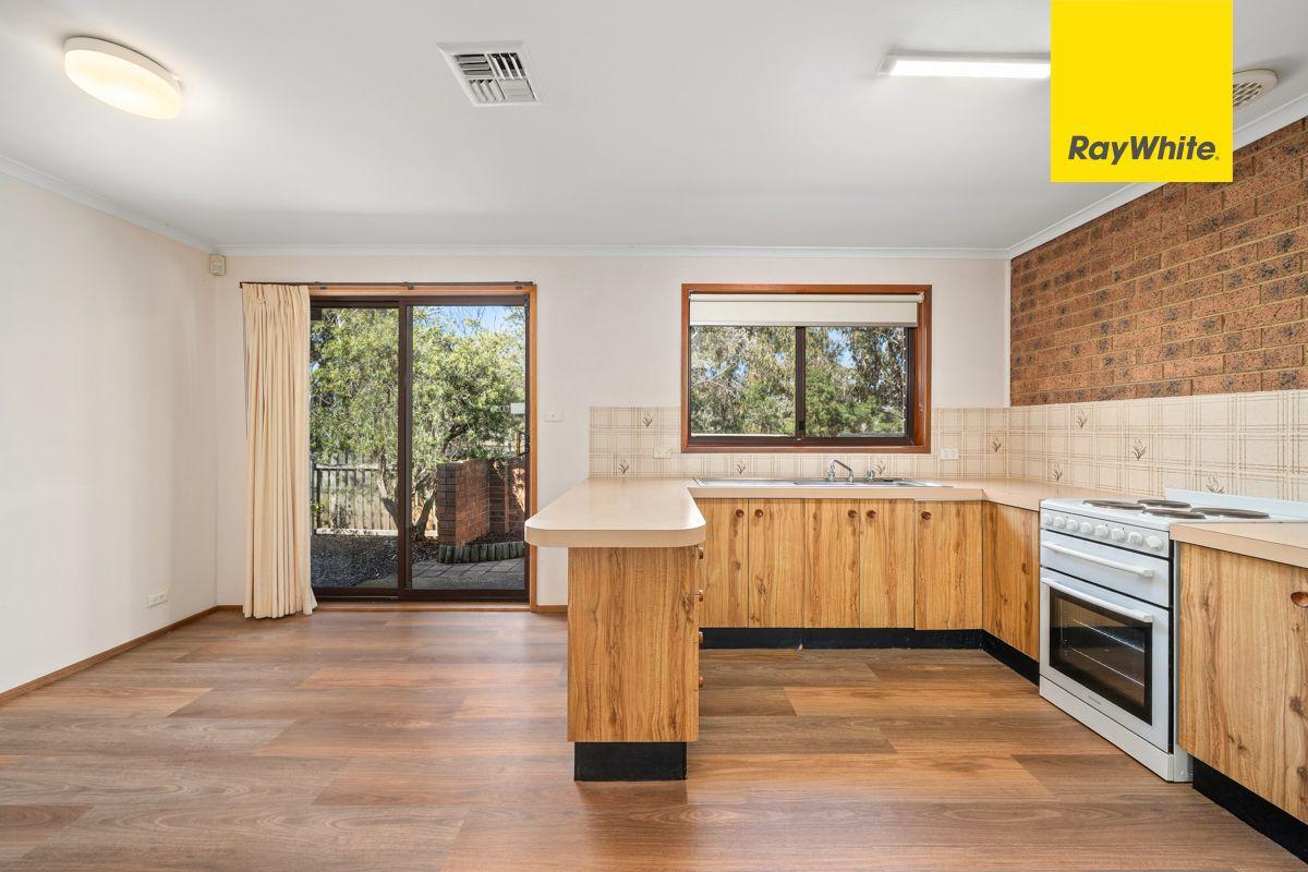 Townhouse for Rent: Belconnen, ACT 2617, ACT, 2617