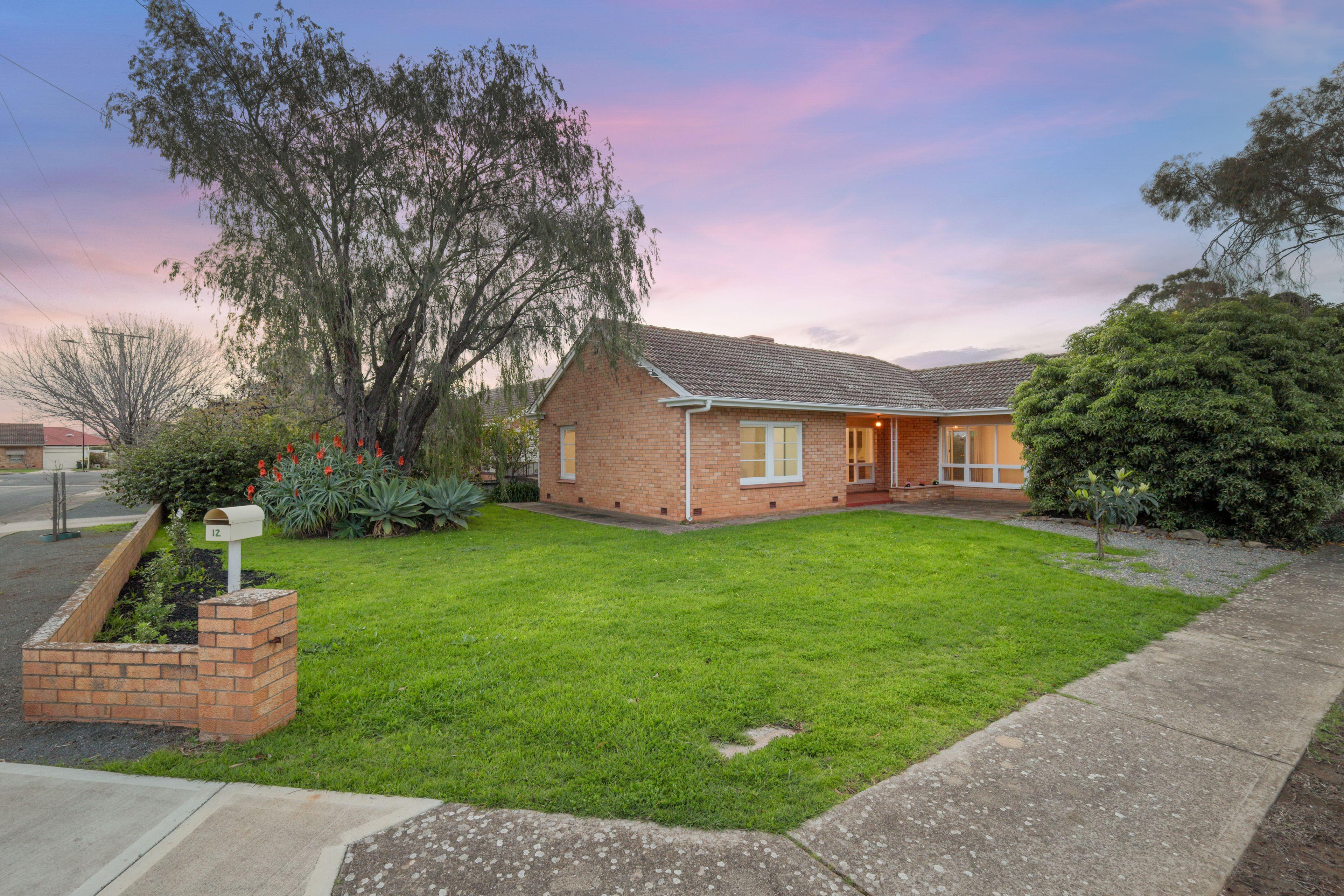 Prop-GPT: House: SA Marion, SA 5043 Home For Rent