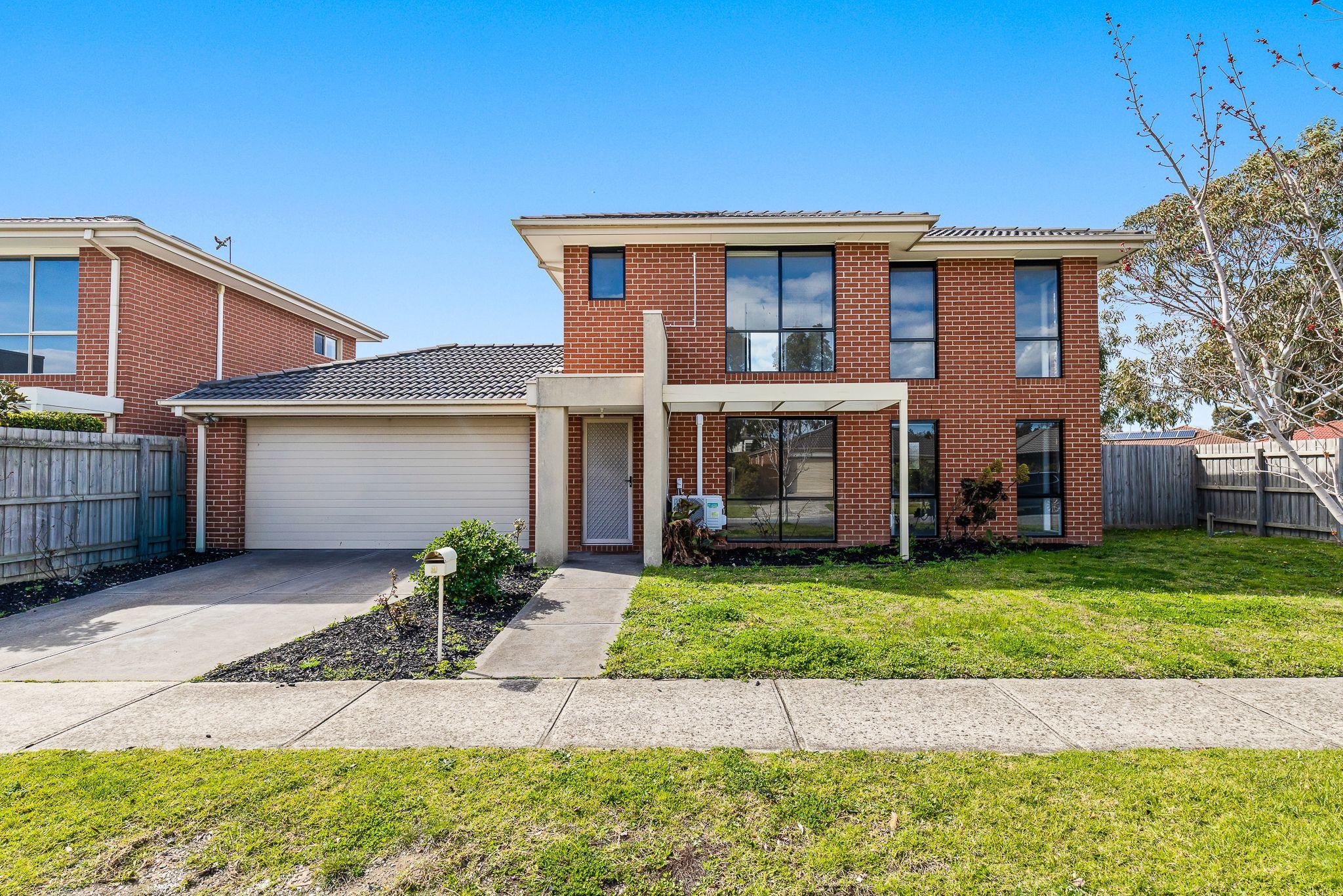 Prop-GPT: House: VIC Lynbrook, VIC 3975 Home For Rent