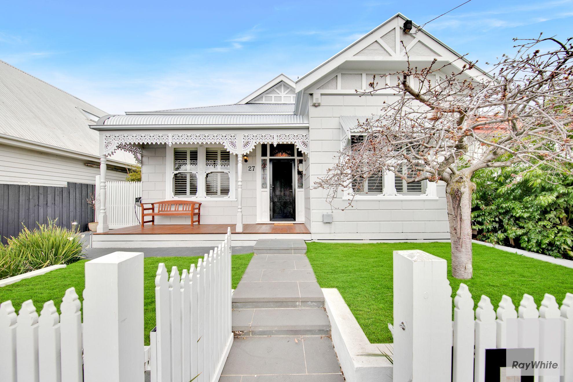 Prop-GPT: House: VIC Williamstown, VIC 3016 Home For Rent