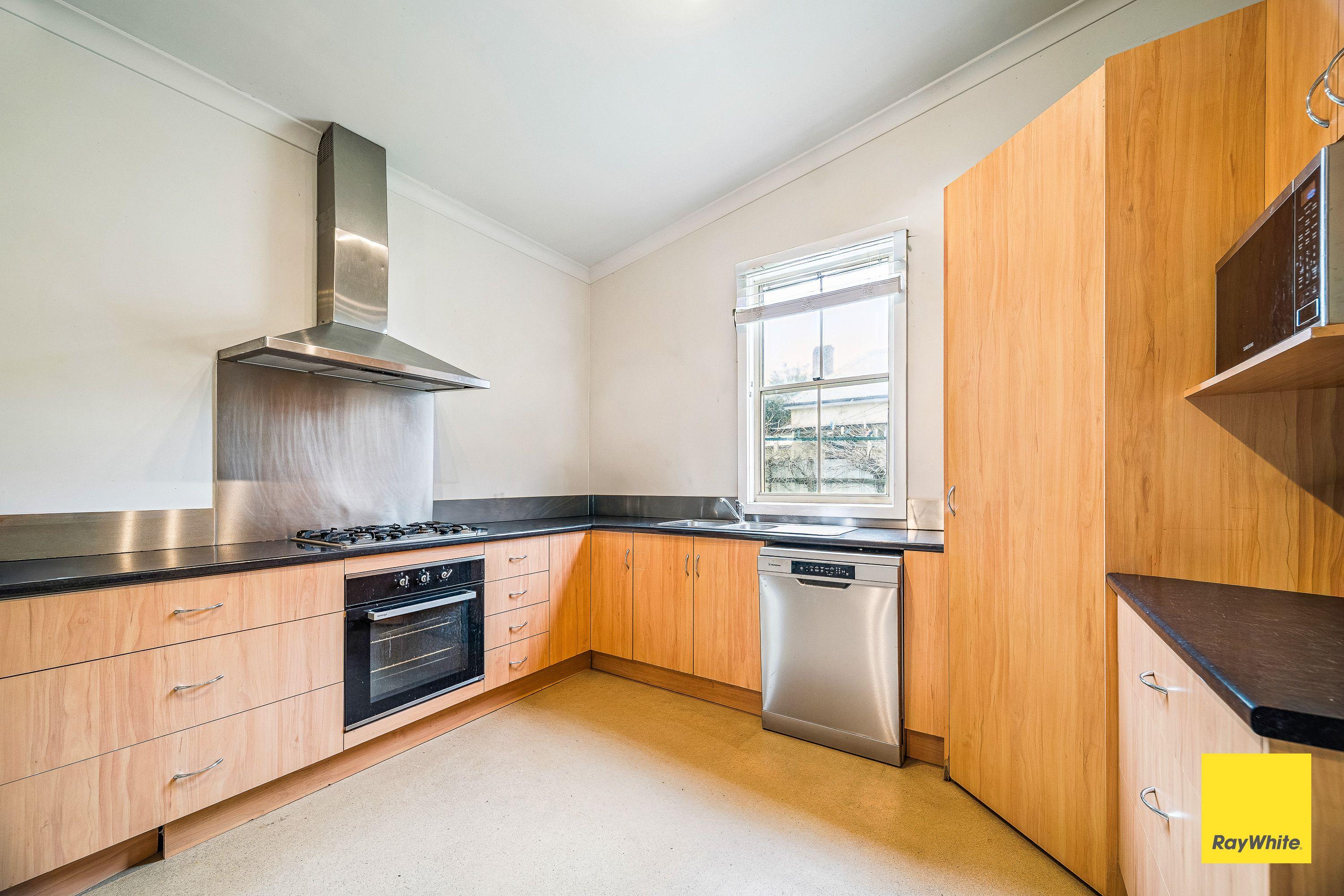 House for Rent: Quarry Hill, VIC 3550, VIC, 3550