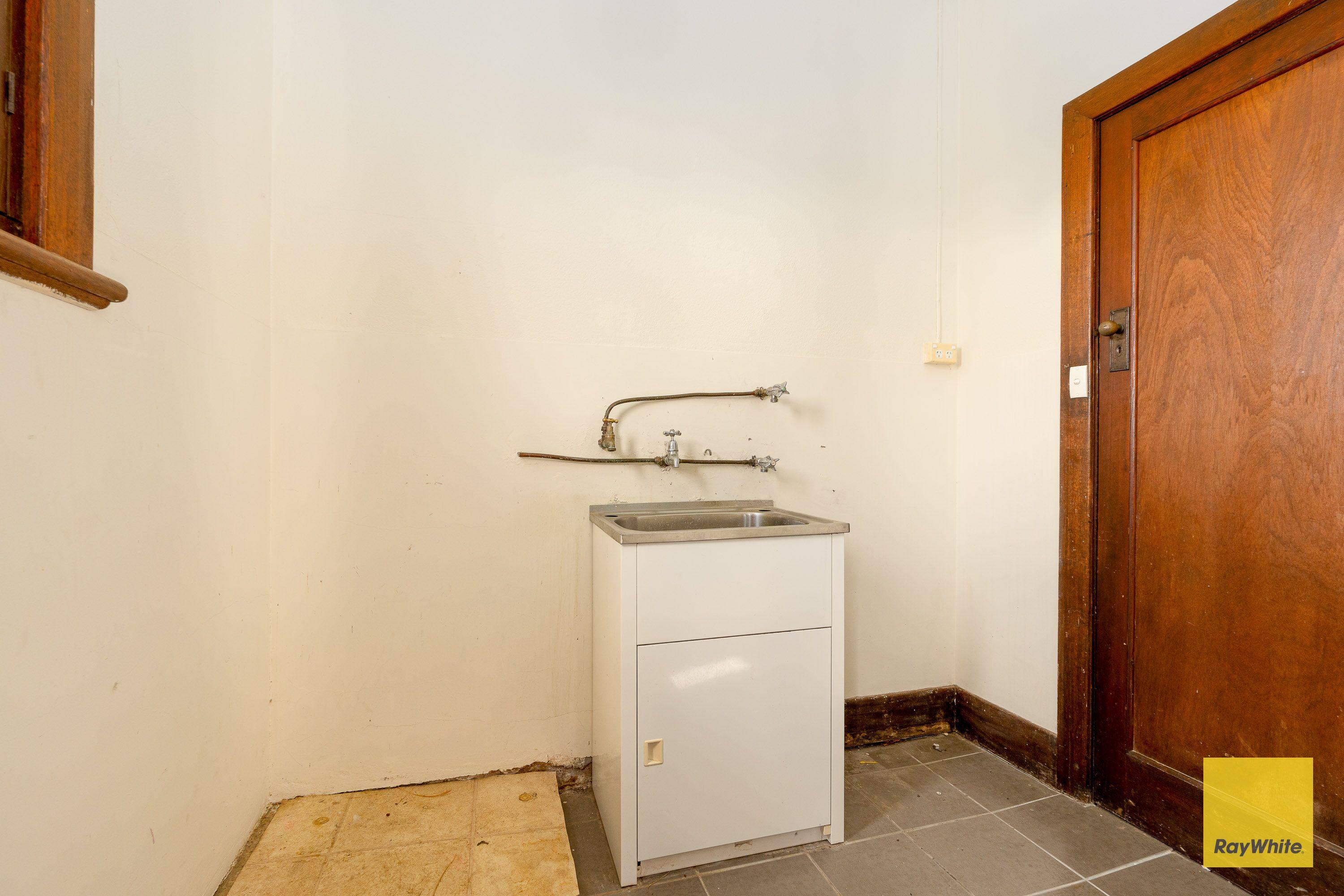 House for Rent: Quarry Hill, VIC 3550, VIC, 3550