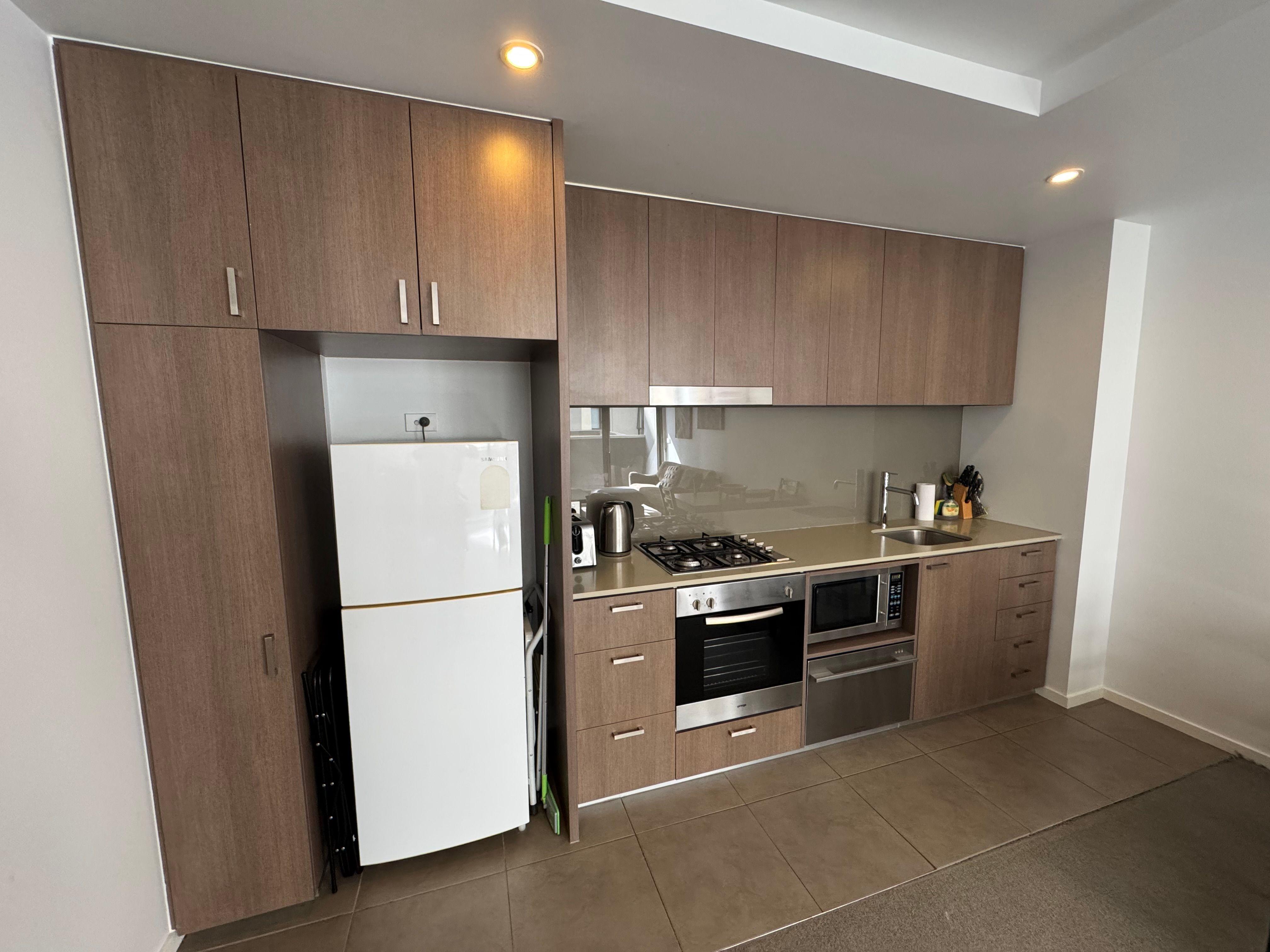 Apartment for Rent: Brunswick, VIC 3056, VIC, 3056