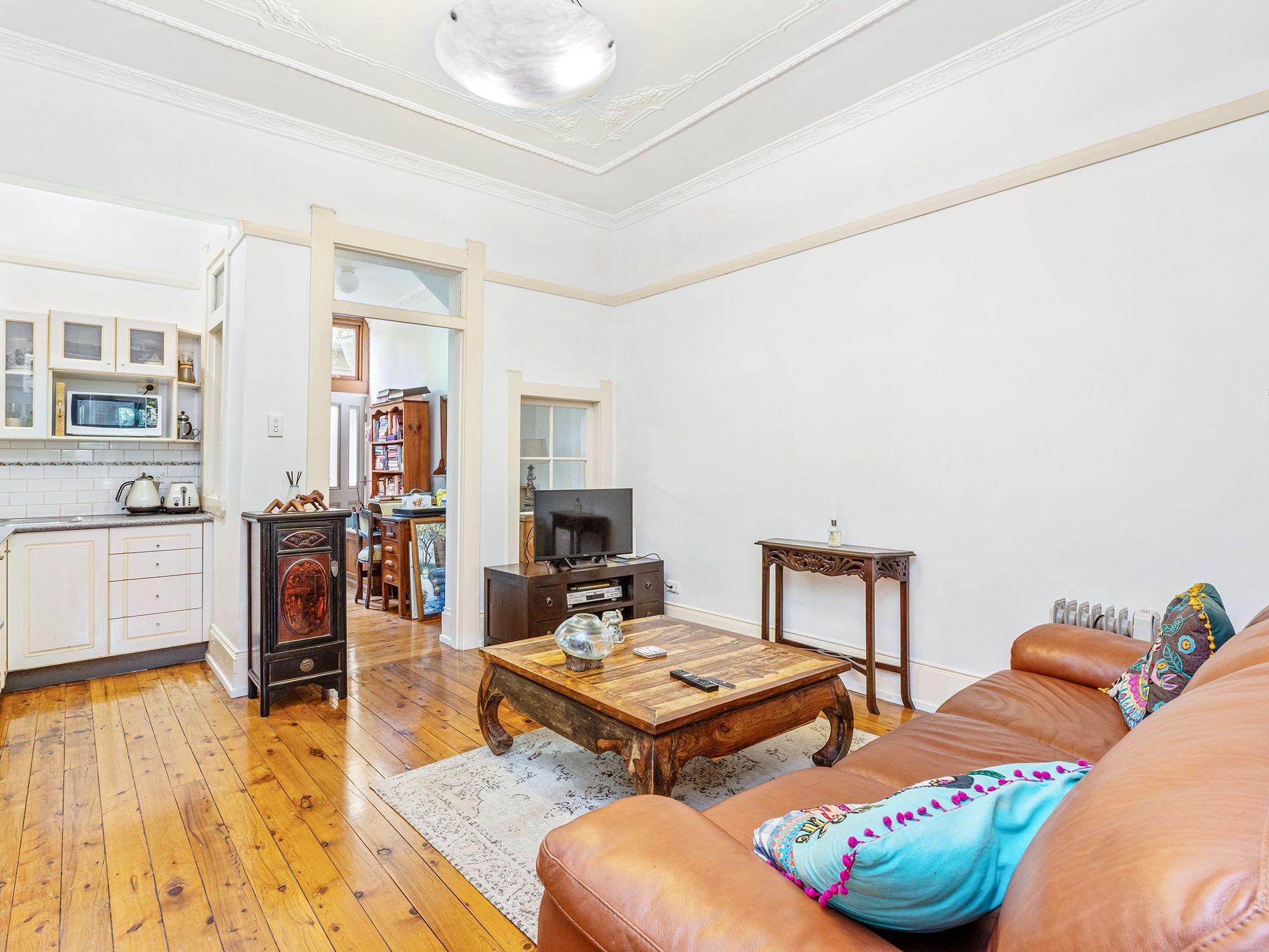 Prop-GPT: Apartment: NSW Stanmore, NSW 2048 Home For Rent