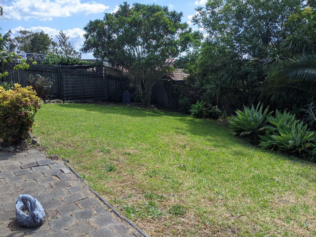 House for Rent: Bateau Bay, NSW 2261, NSW, 2261