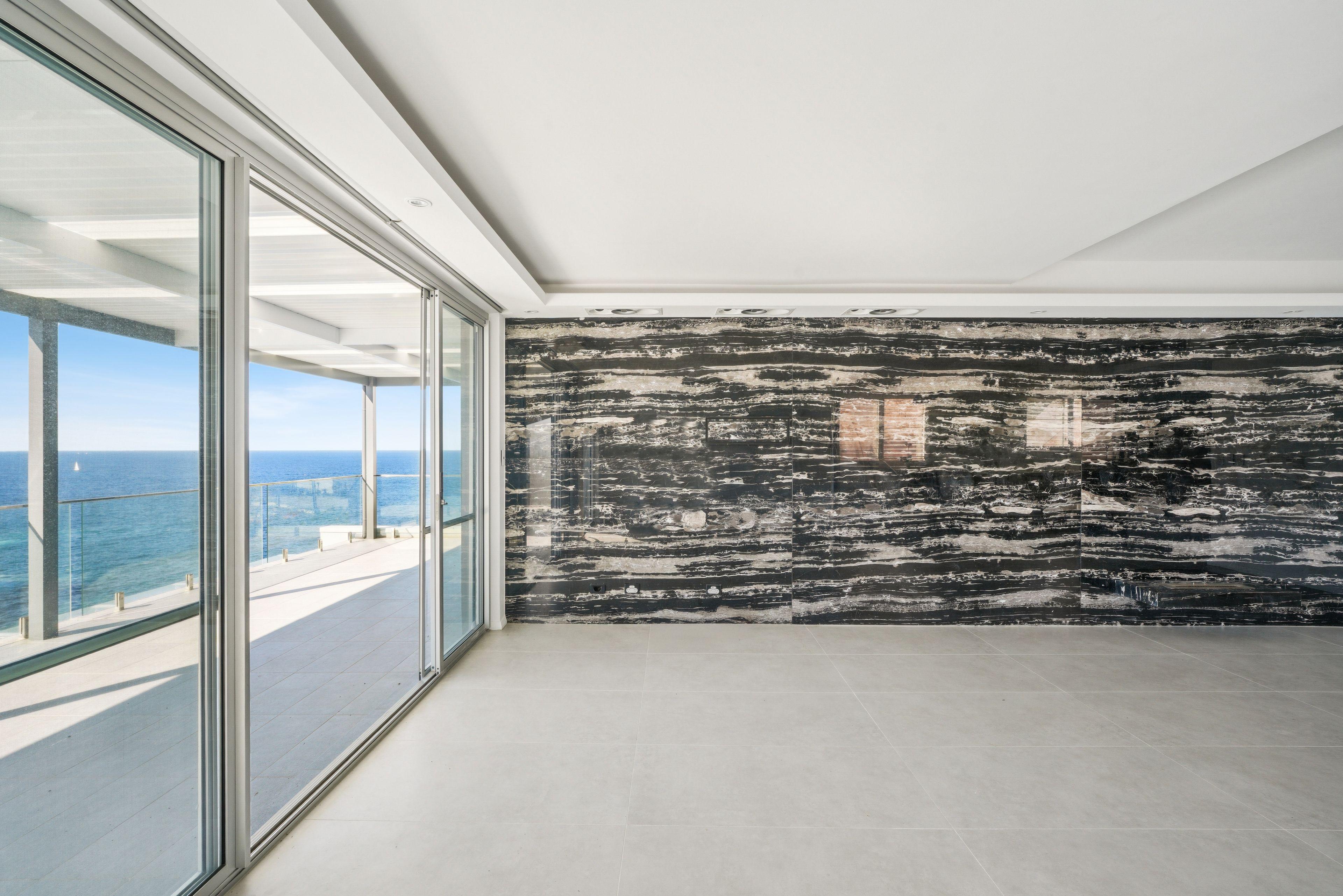 Breathtaking Ocean Views from Sun-Drenched North-Facing Vaucluse Apartment