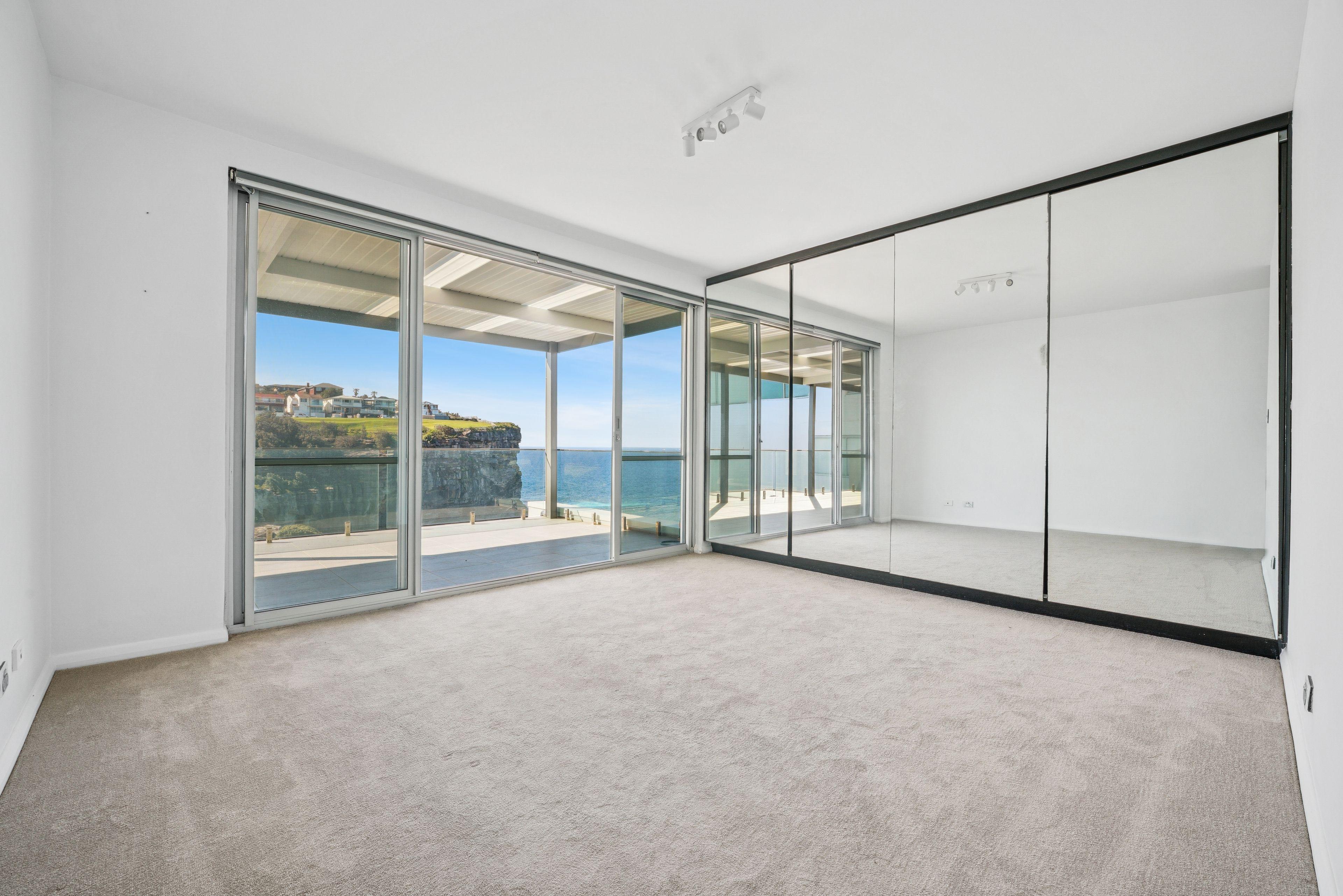Breathtaking Ocean Views from Sun-Drenched North-Facing Vaucluse Apartment