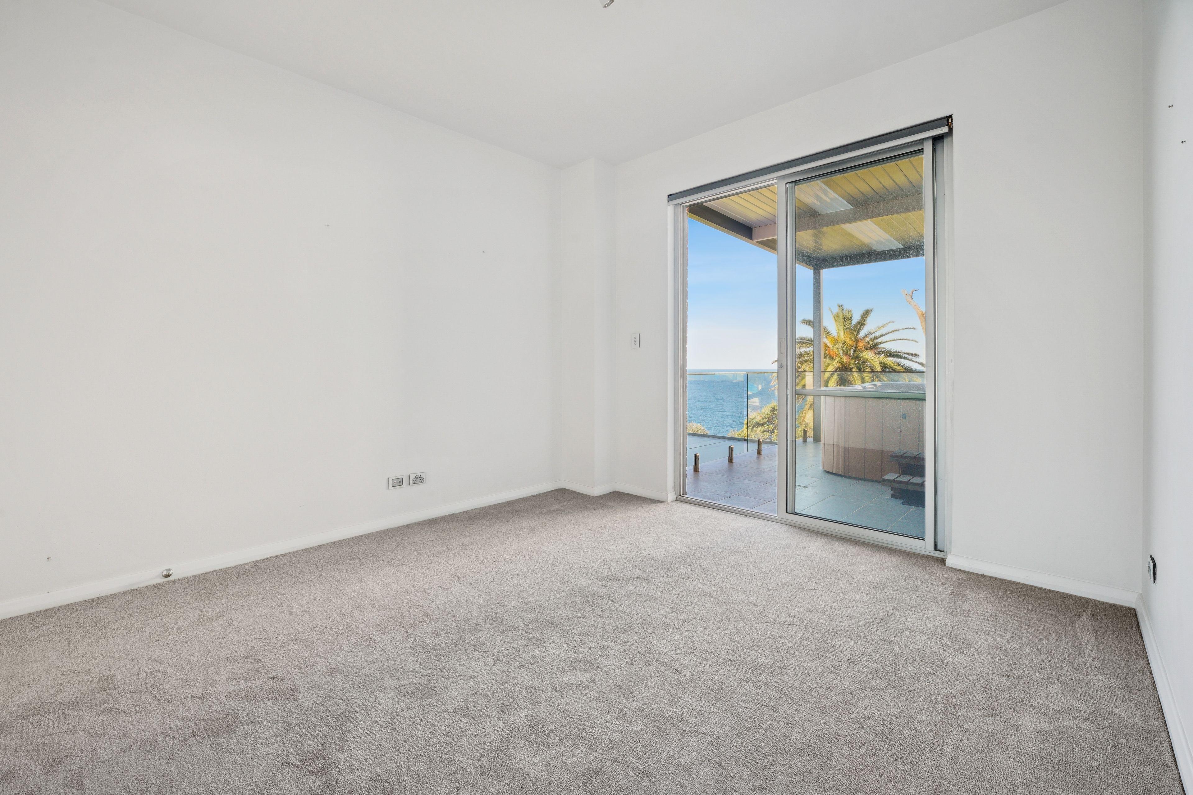 Breathtaking Ocean Views from Sun-Drenched North-Facing Vaucluse Apartment