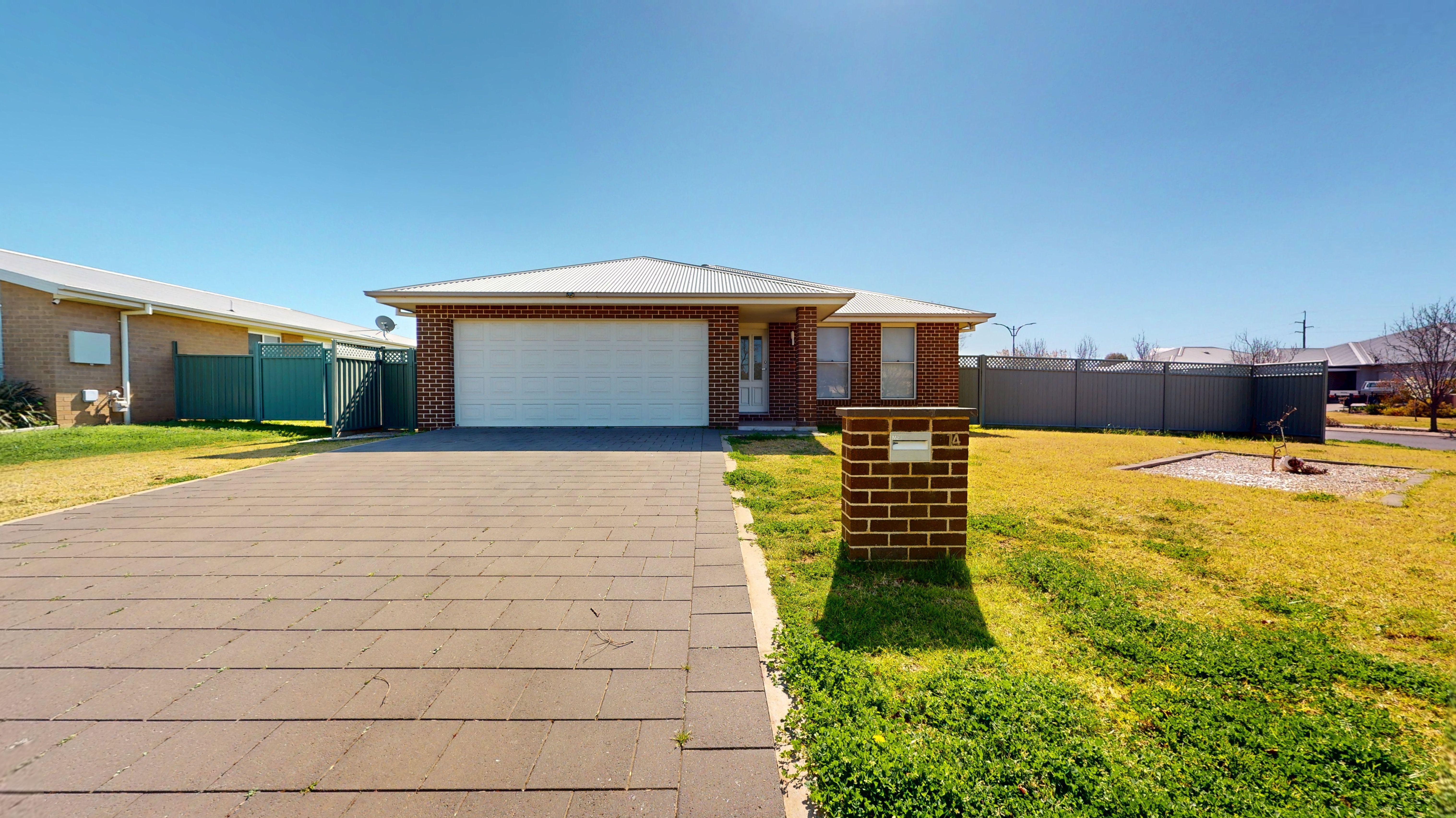 Prop-GPT: House: NSW Dubbo, NSW 2830 Home For Rent