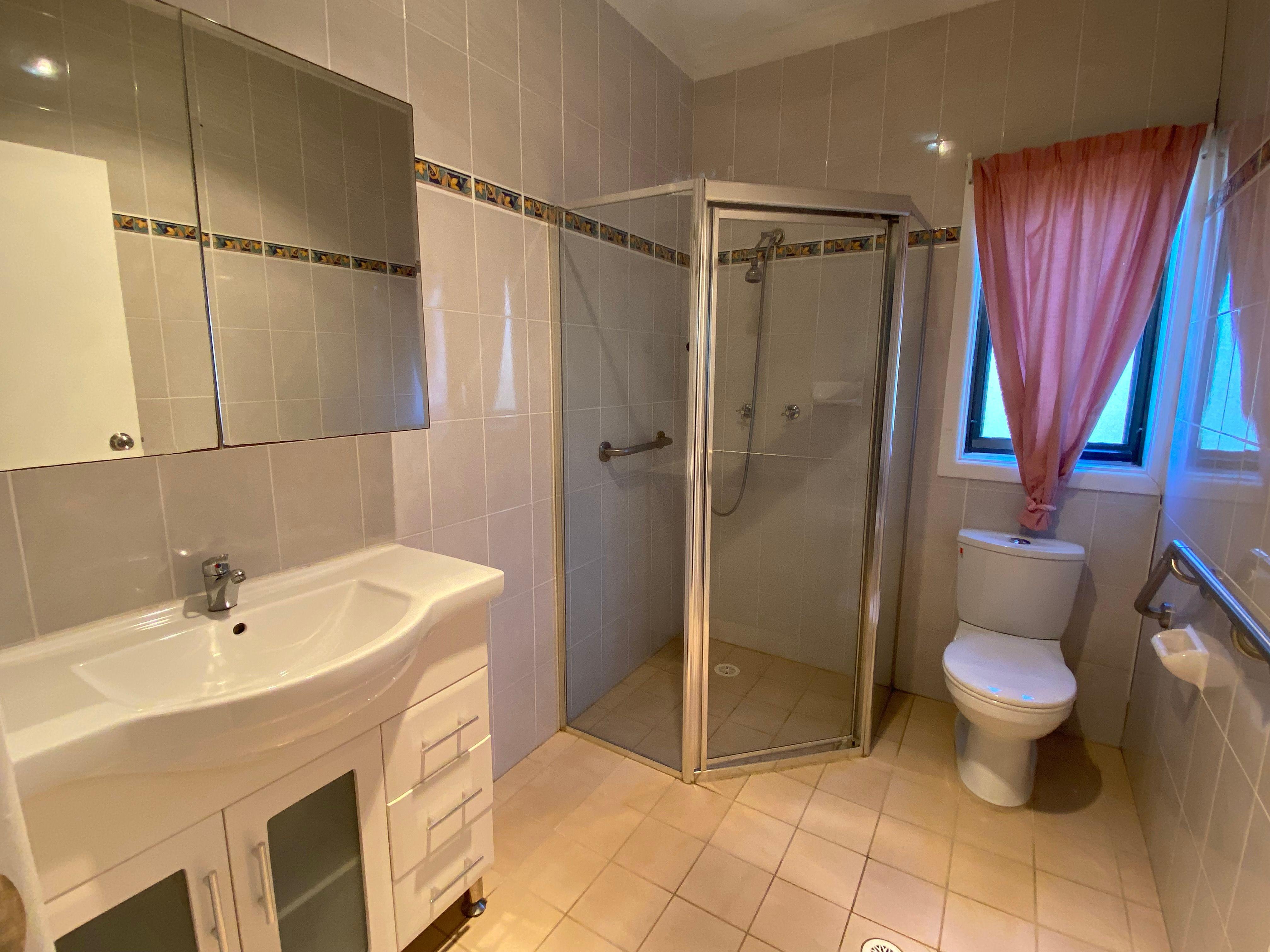 House for Rent: Mount Pritchard, NSW 2170, NSW, 2170