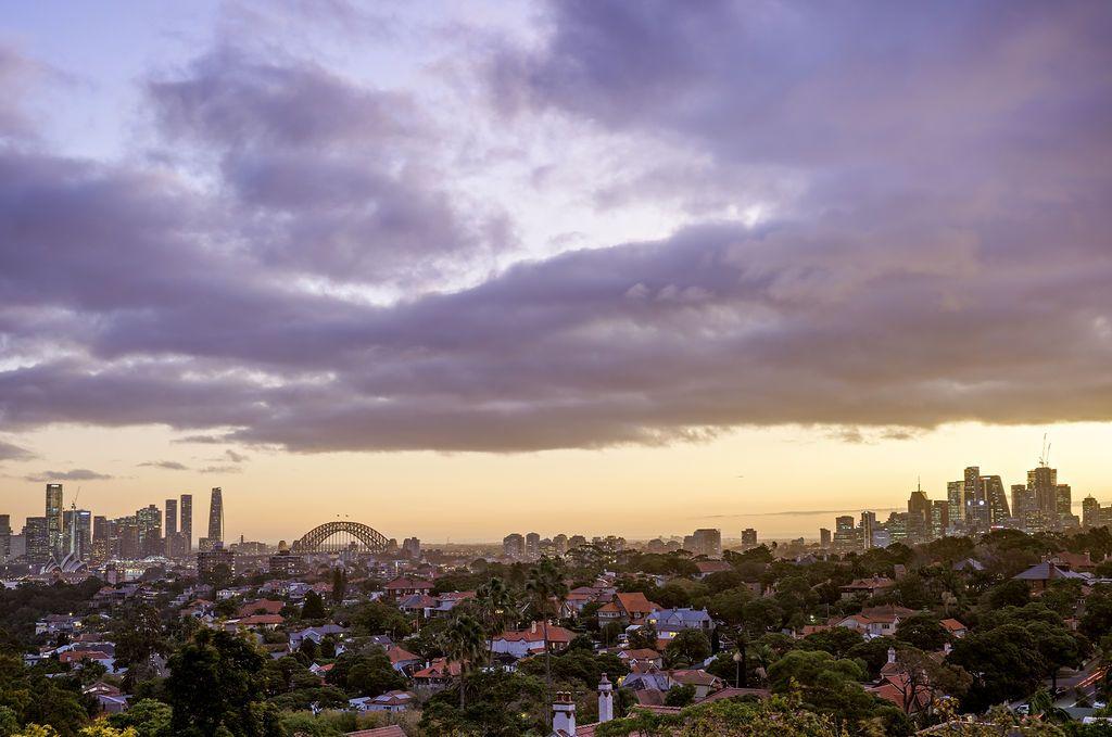 Top-Floor Perfection with Panoramic Sydney Harbour Outlook