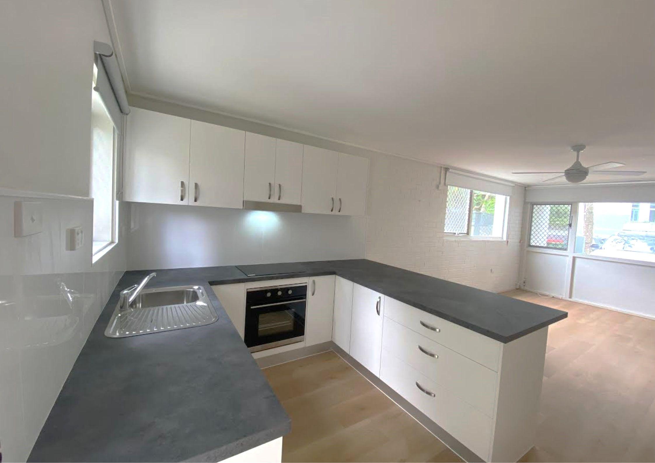 Townhouse for Rent: Broadbeach, QLD 4218, QLD, 4218
