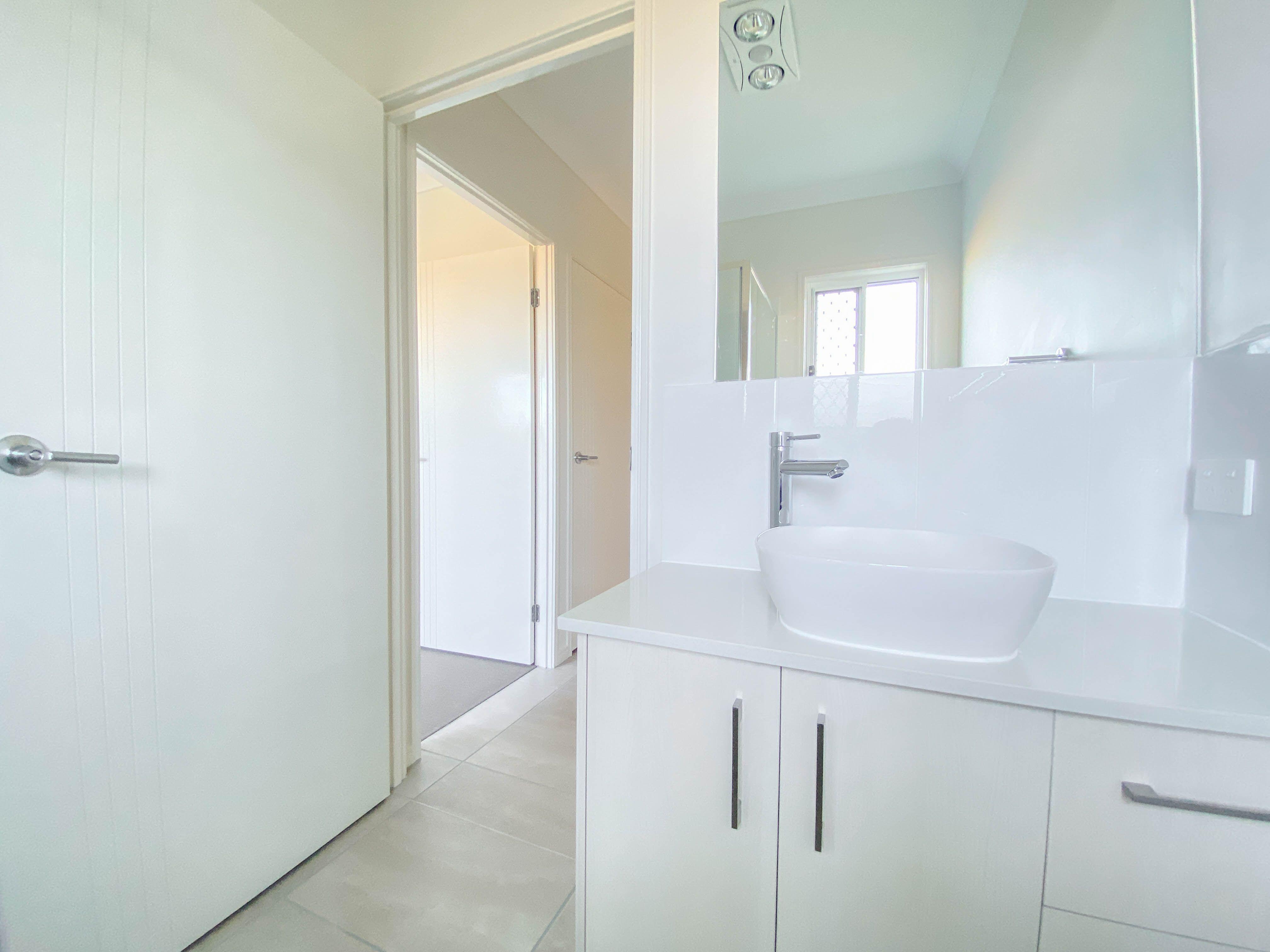 DuplexSemi-detached for Rent: Logan Reserve, QLD 4133, QLD, 4133