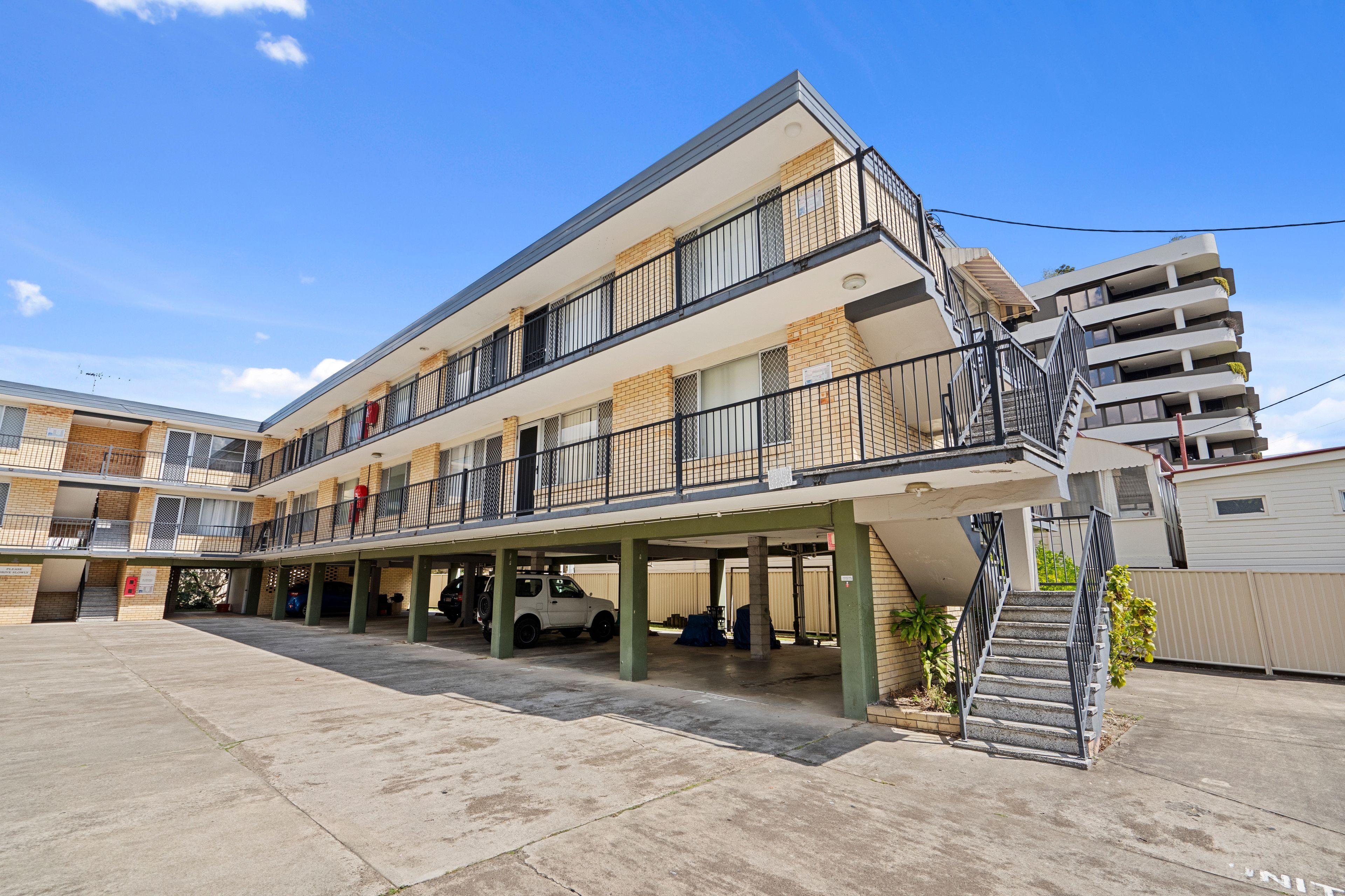 Prop-GPT: Apartment: QLD East Brisbane, QLD 4169 Home For Rent
