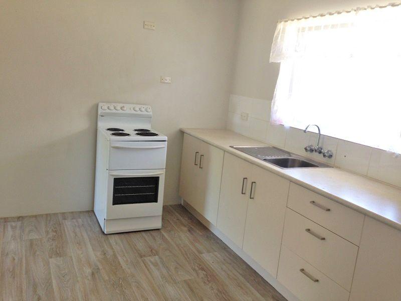 DuplexSemi-detached for Rent: Atherton, QLD 4883, QLD, 4883