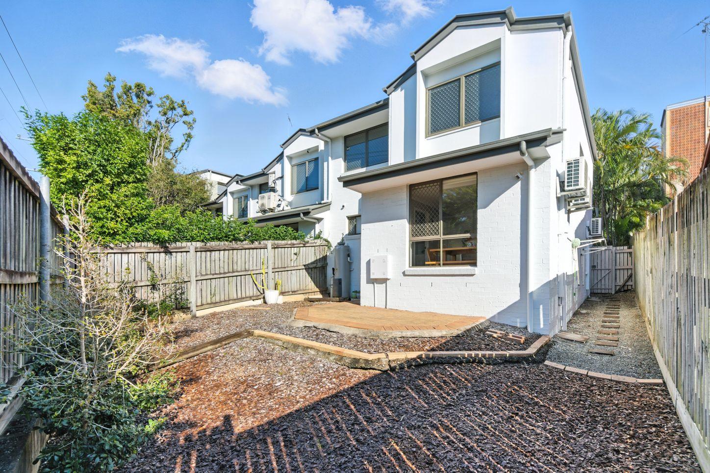 9/21 Riverton Street, CLAYFIELD, QLD 4011 - Townhouse for Rent - harcourts.net
