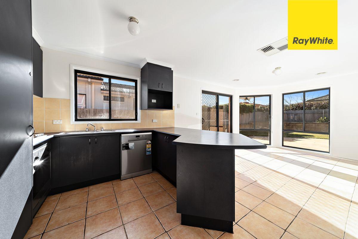 Prop-GPT: House: ACT Dunlop, ACT 2615 Home For Rent