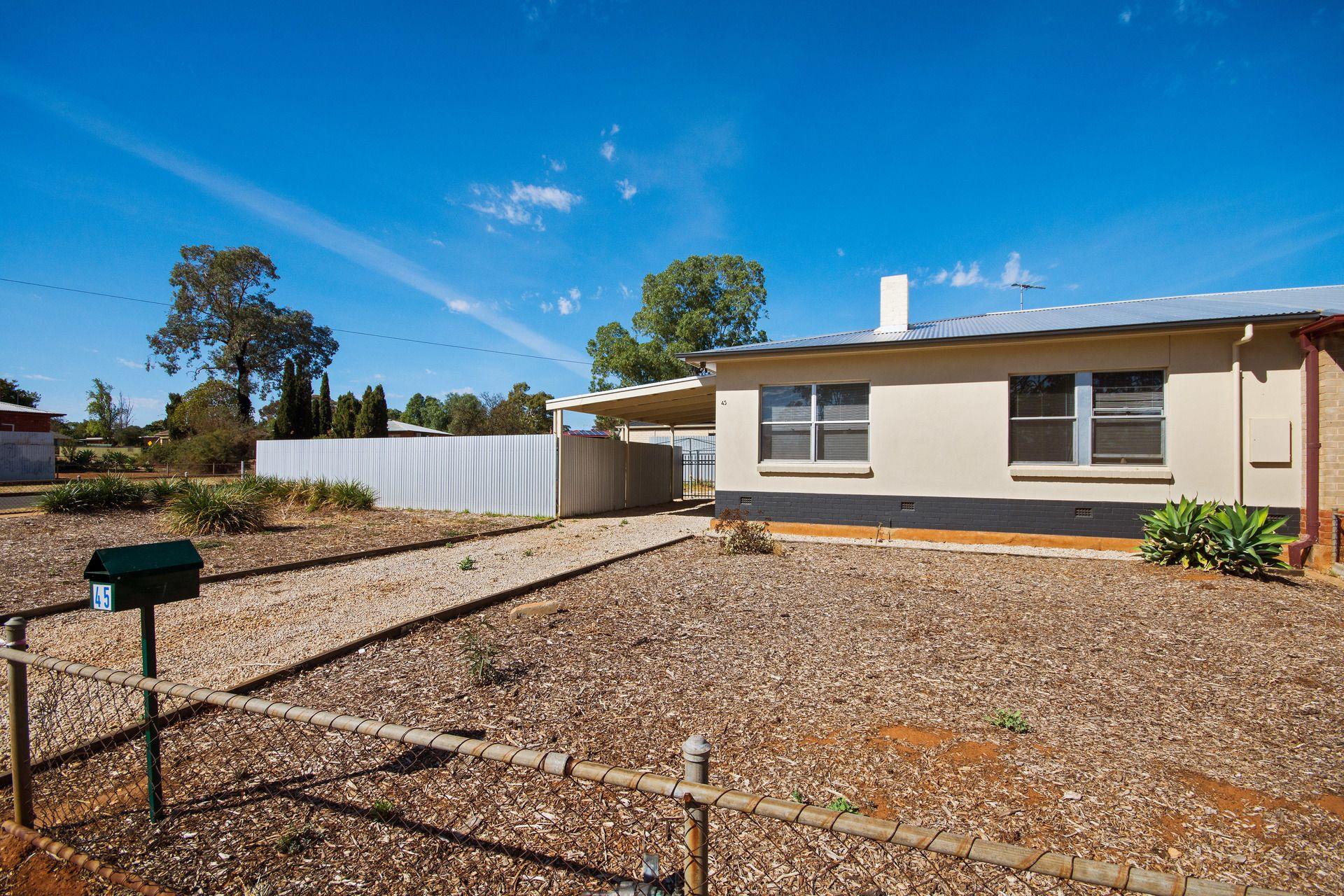 Prop-GPT: House: SA Elizabeth Downs, SA 5113 Home For Rent
