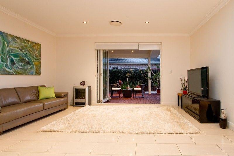 Low Maintenance Living in Highly Desirable Location!!