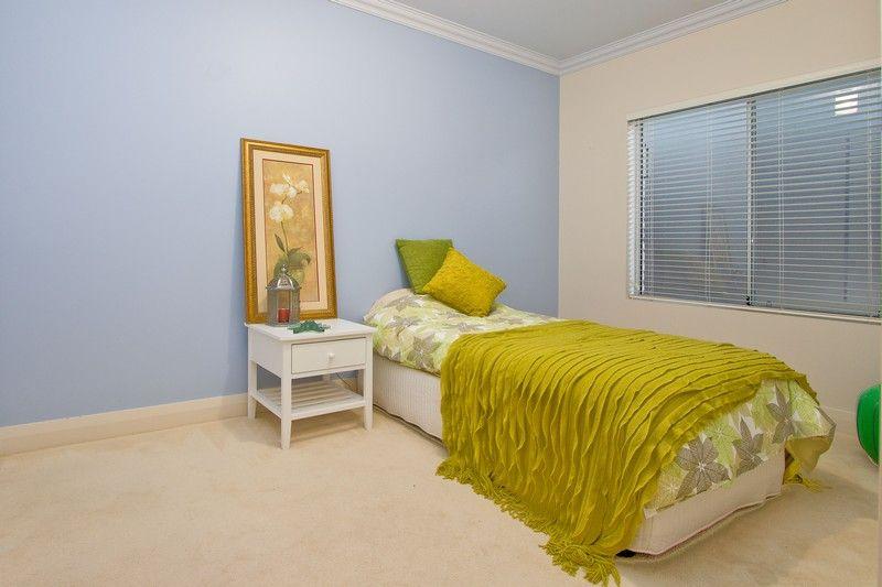 Low Maintenance Living in Highly Desirable Location!!