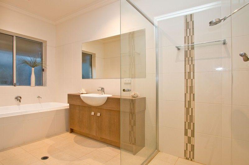 Low Maintenance Living in Highly Desirable Location!!