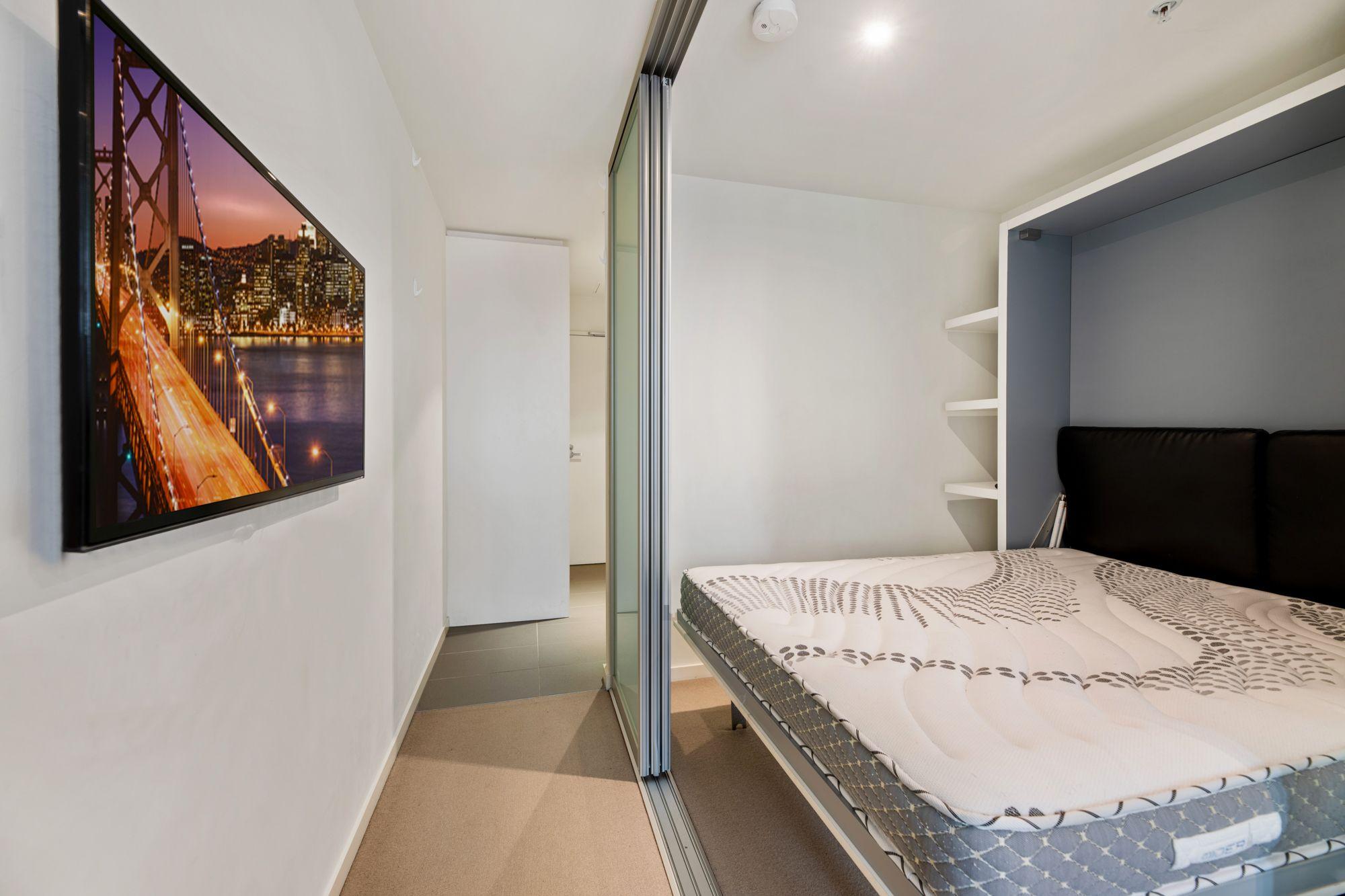 Apartment for Rent: Melbourne, VIC 3000, VIC, 3000